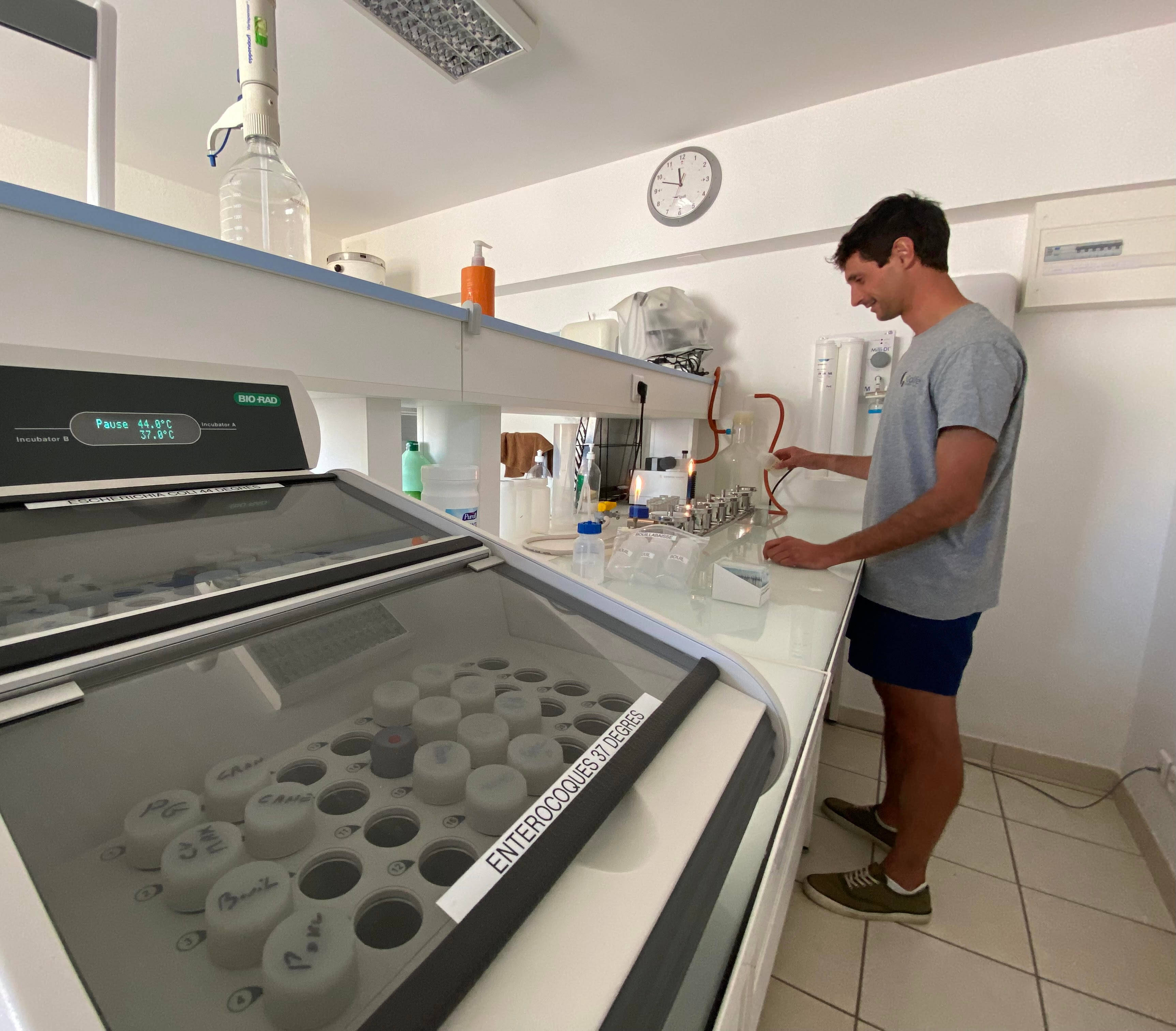 "Ces épisodes ne reflètent pas la réalité du terrain": dans le golfe de Saint-Tropez, la qualité des eaux de baignade passée à la loupe