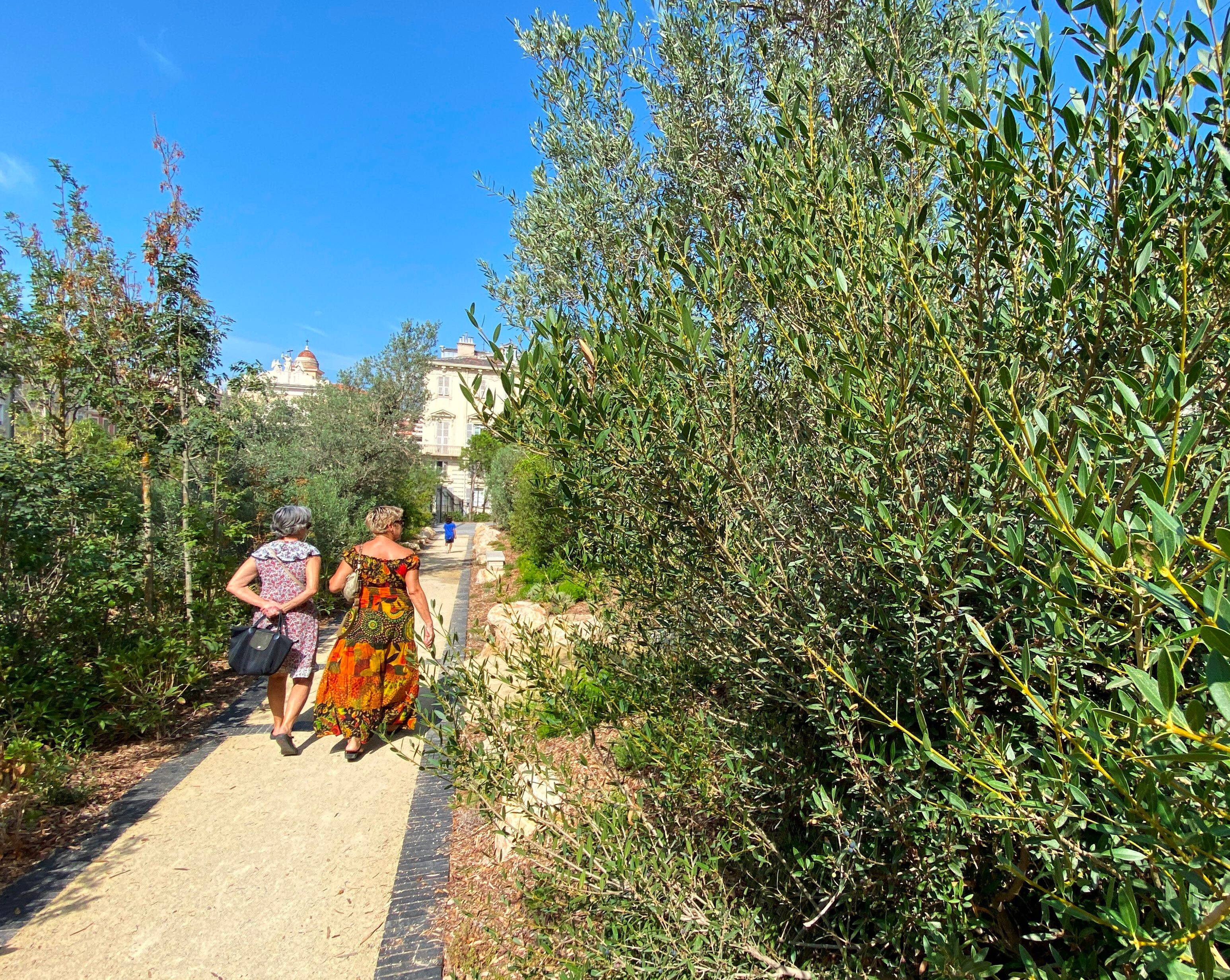 "C'est luxuriant!": les Niçois comblés par le prolongement de la Coulée verte inauguré en juin