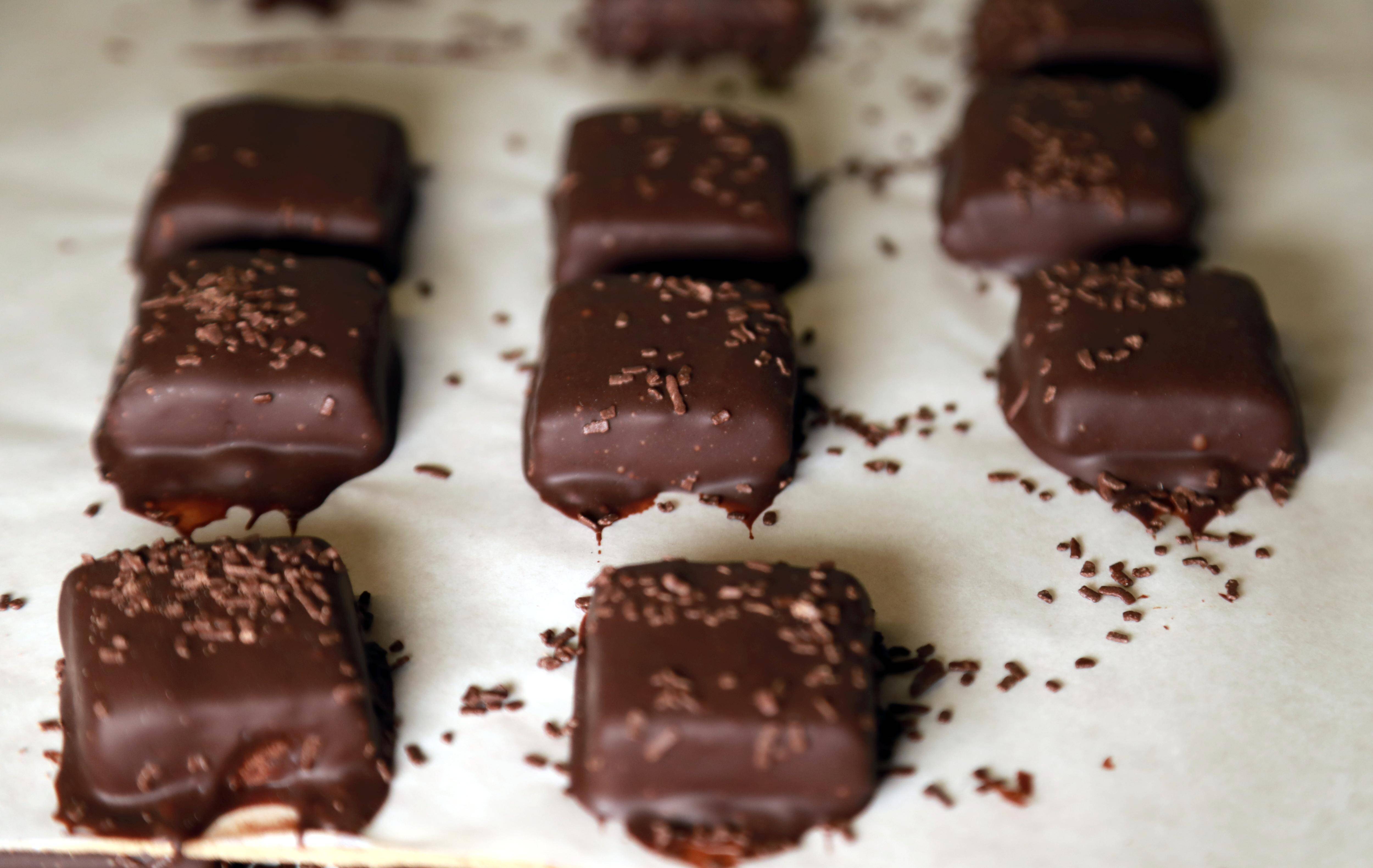 "Il faut s'attendre à payer plus cher les chocolats de Noël": l'avertissement d'un économiste face à la flambée des prix du cacao