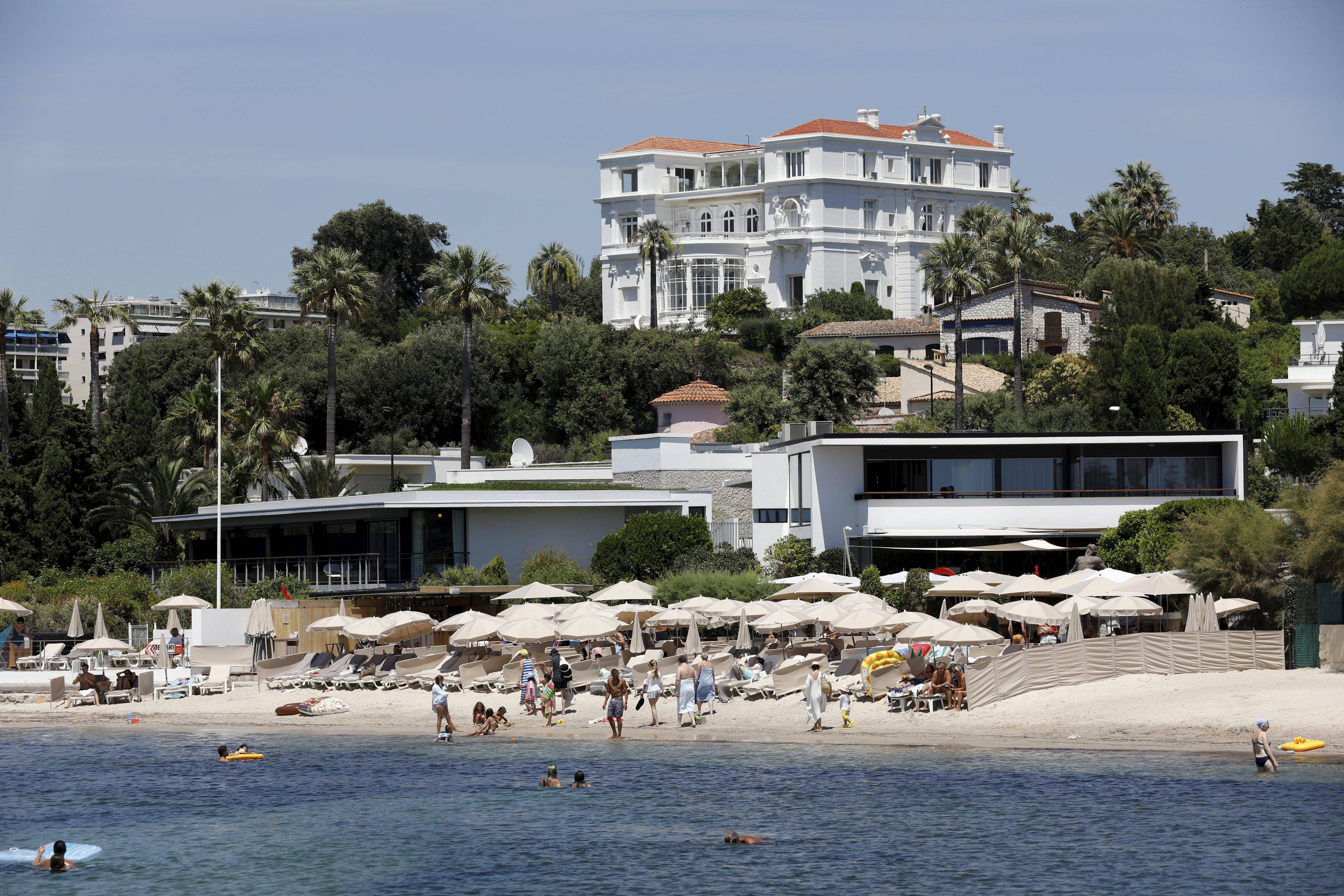 "Les Américains sont de super clients": après une année d'ouverture, le Cap d'Antibes Beach Hotel fait le bilan