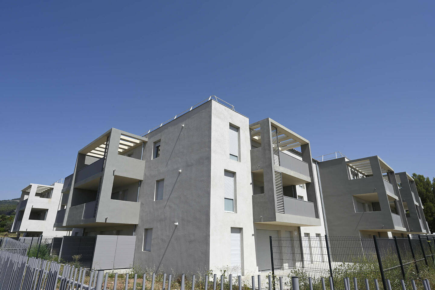 Elle a emménagé avec son fils dans un appartement social neuf à La Farlède et dénonce son "insalubrité"