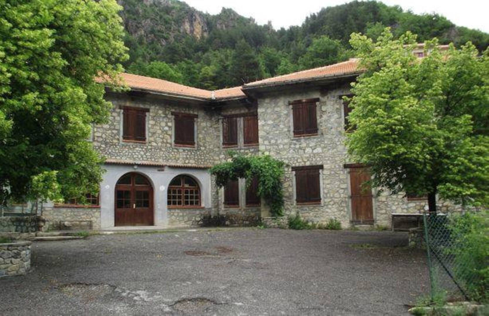 Après Antibes et son lycée agricole, ce village de la Côte d'Azur accueille une nouvelle école pour former aux métiers de la nature