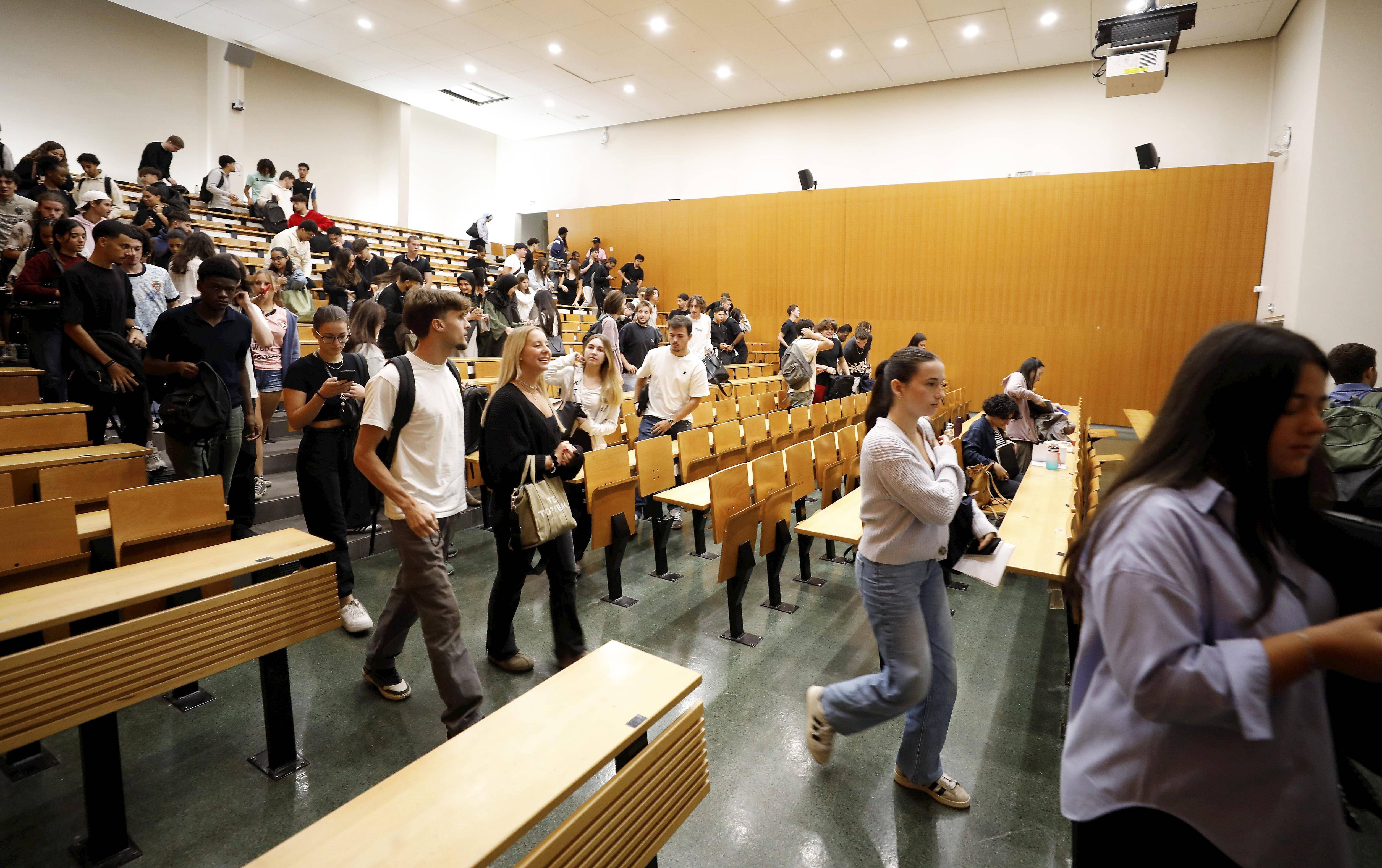 "Une année difficile": le coût de la rentrée encore en hausse pour les étudiants