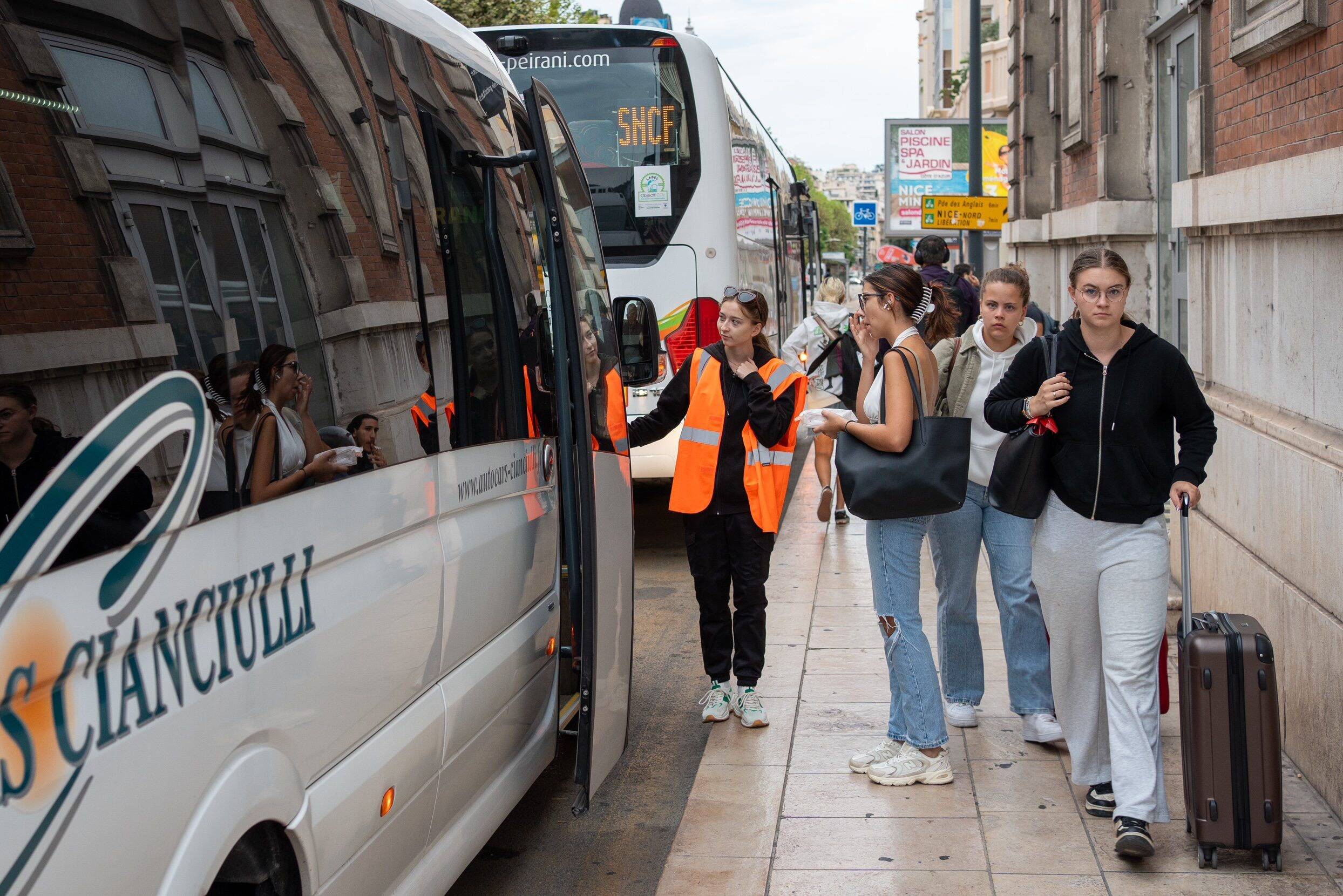 "Sacré coup dur", "véritable honte"... Les usagers en colère contre l'arrêt des lignes SNCF Nice-Tende et Nice-Vintimille