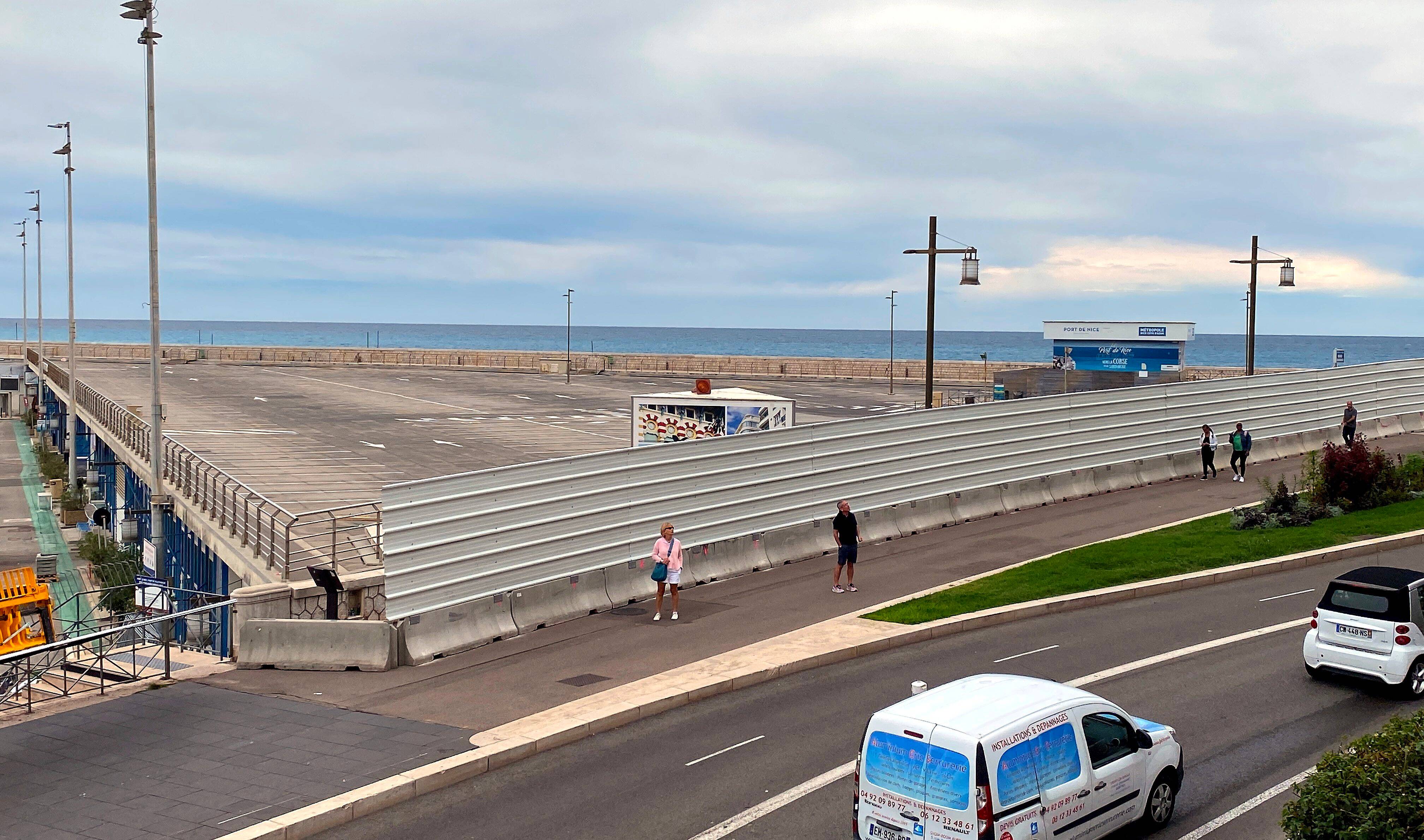 Parking bientôt démoli, digue du port inaccessible... Les grandes manoeuvres ont débuté pour le sommet de l'Océan à Nice