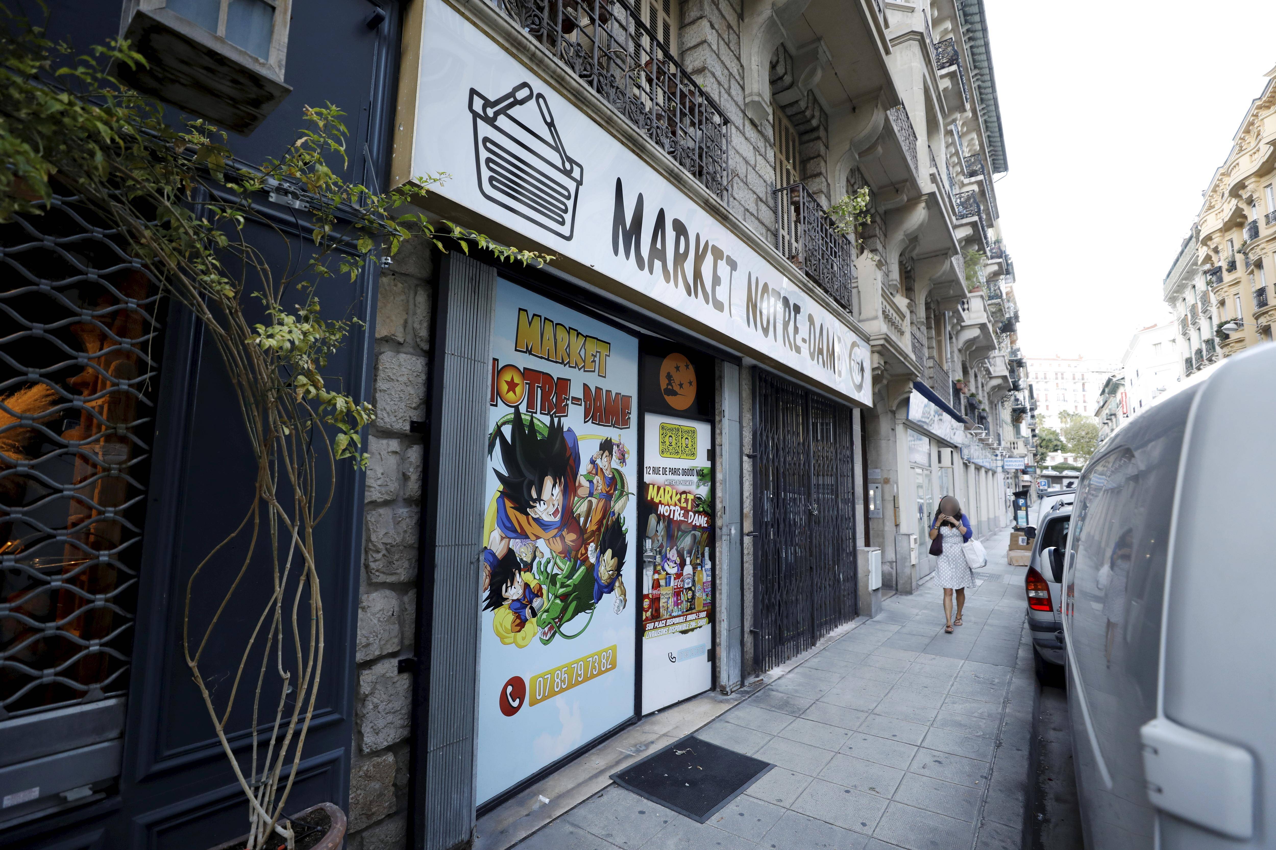 Les habitants dénonçaient des nuisances: la mairie de Nice fait fermer une épicerie niçoise, "pour la tranquillité des riverains"