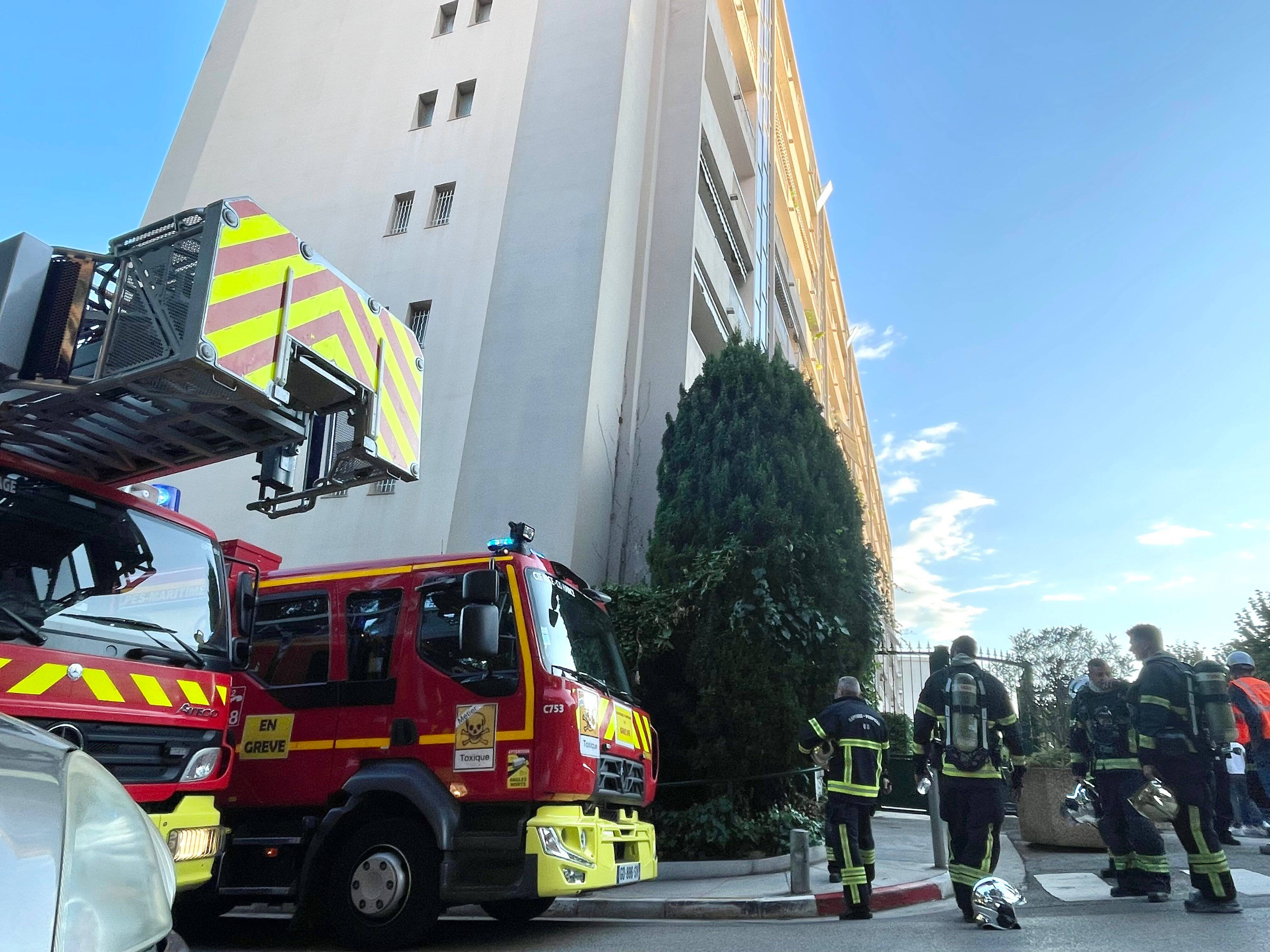"Les gens commencent à avoir peur": un cinquième incendie en un mois dans une résidence à Nice