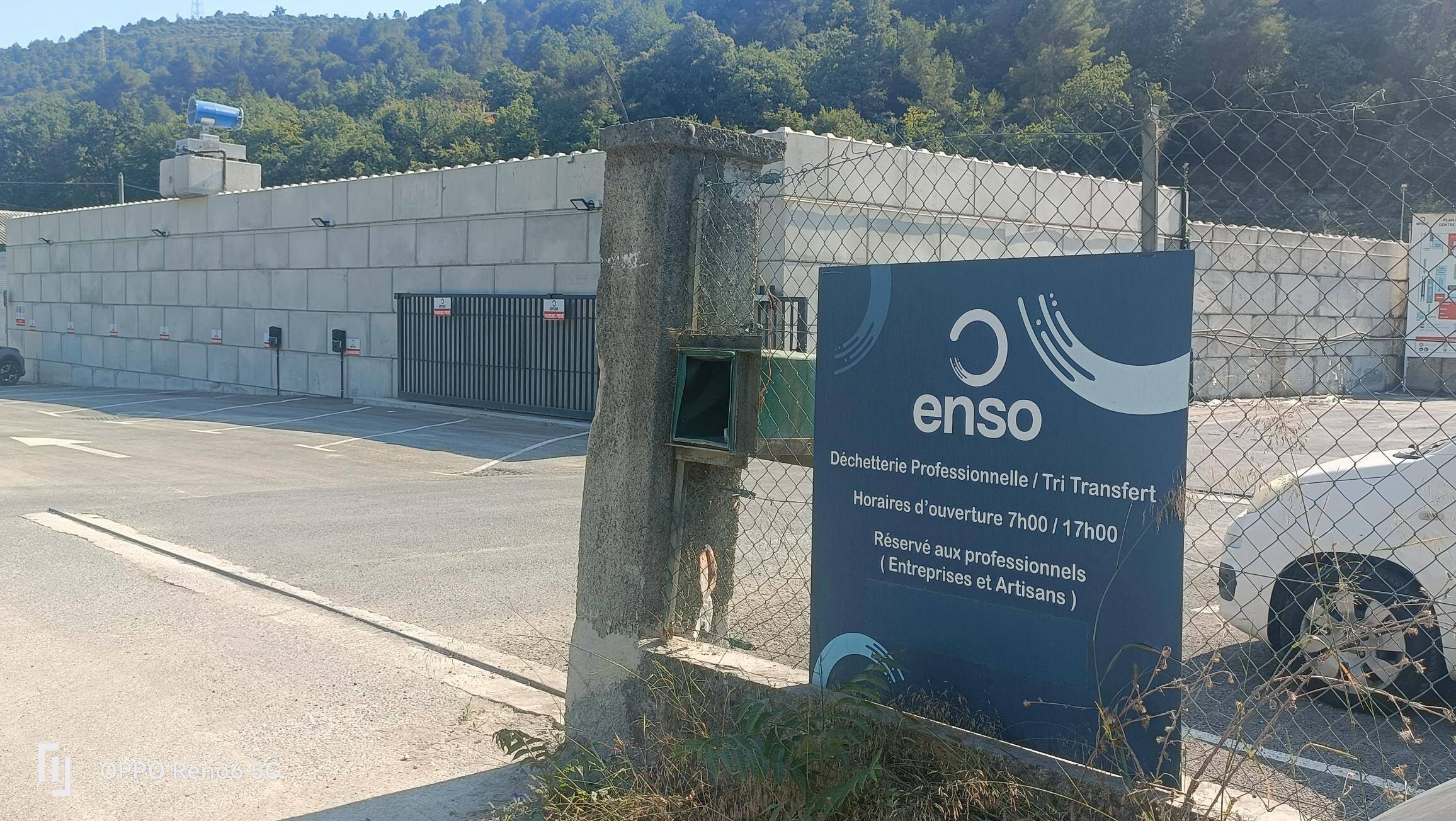 Déchets exportés en Suède, nuisances... Une déchetterie privée de l'arrière-pays niçois dans le viseur de l'État et des collectivités locales