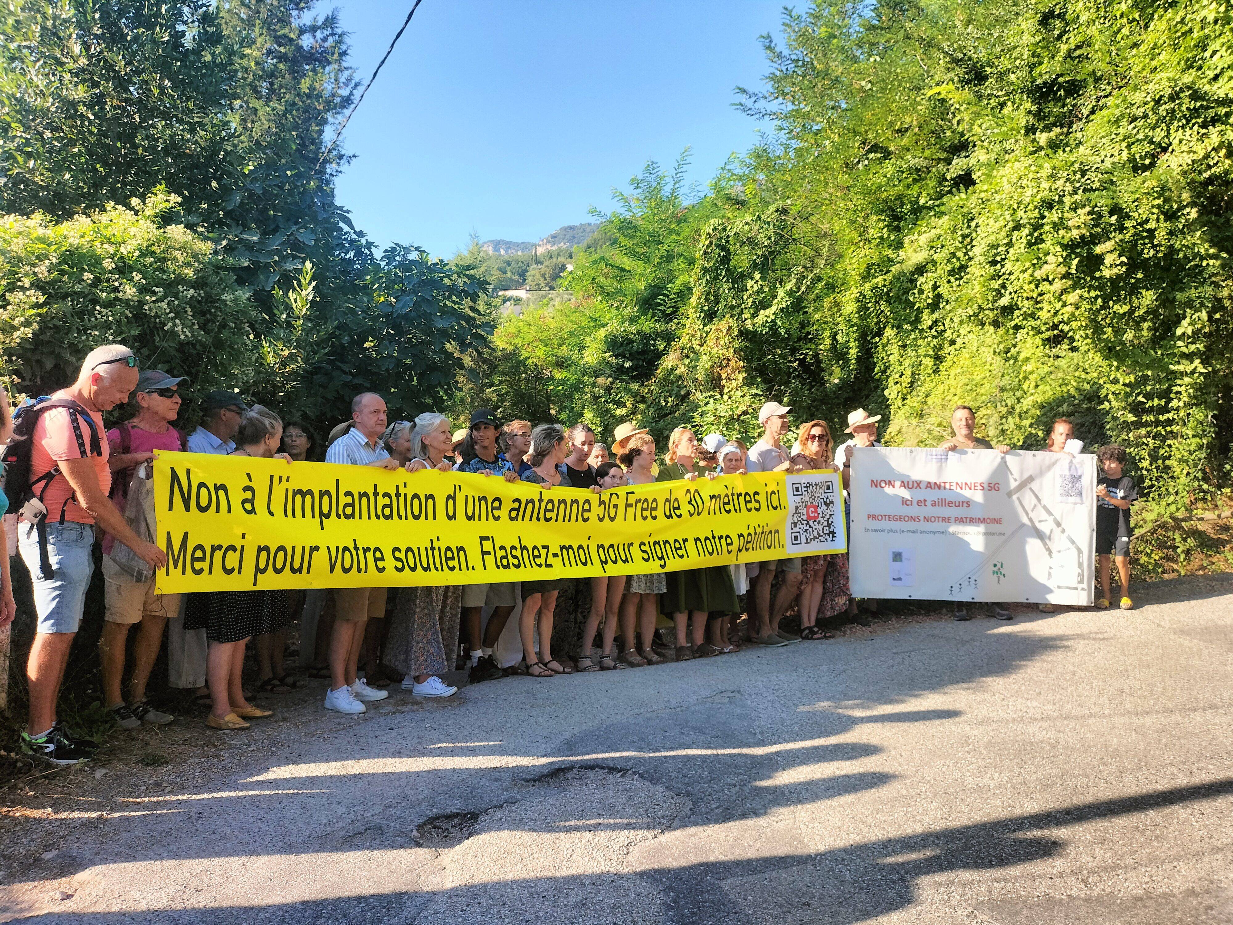 "C'est un grand pas vers la concertation": il y a du nouveau sur le projet fortement critiqué de nouvelles antennes 5G à Tourrettes-sur-Loup