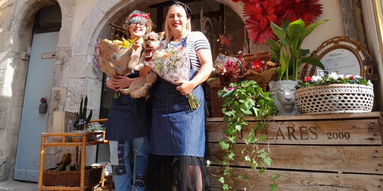 Rencontre avec Rosemarie, la fleuriste qui décore les vitrines de l’aire toulonnaise
