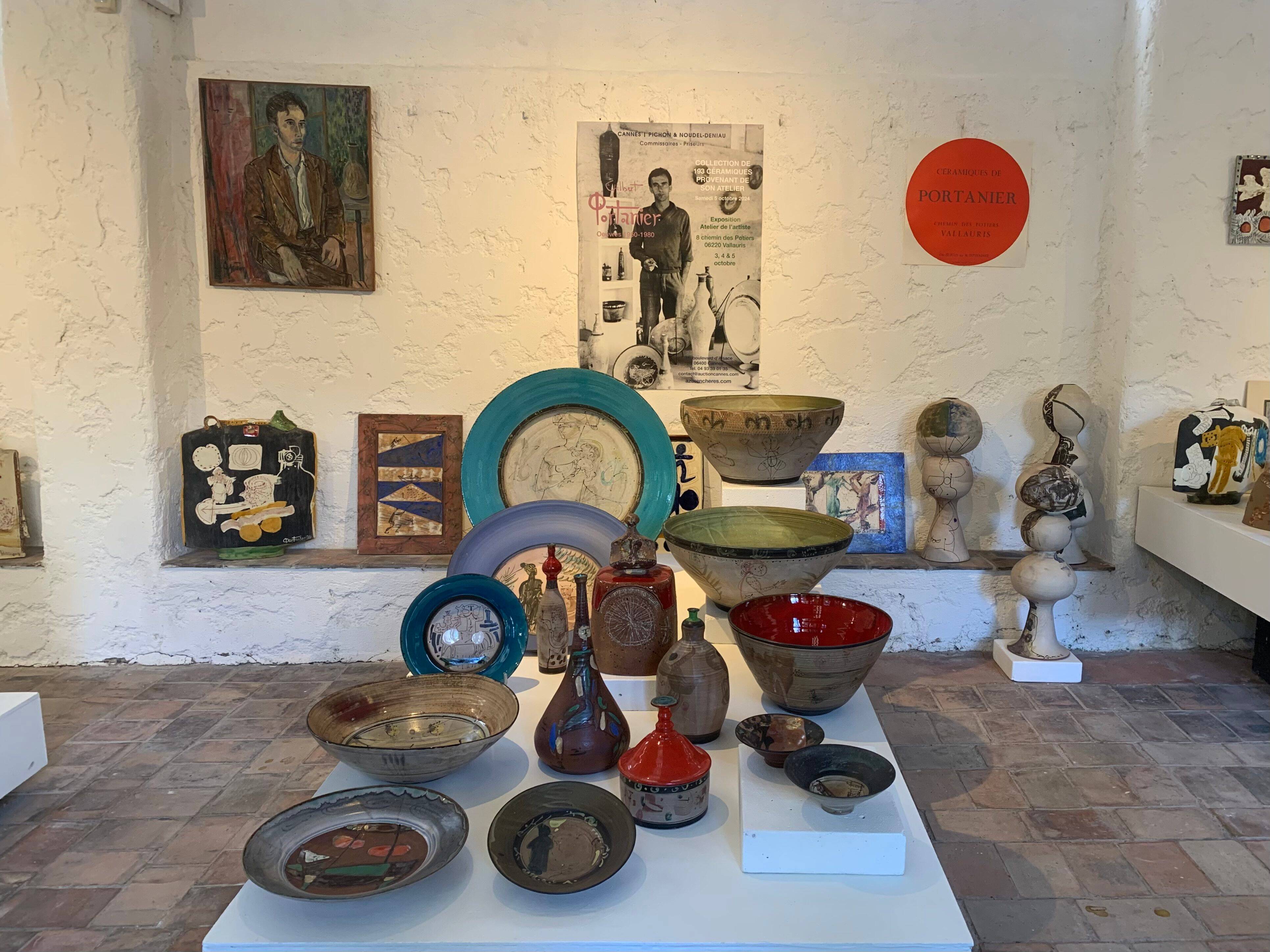 "C'est une vente historique": près de 200 céramiques du célèbre artiste Gilbert Portanier aux enchères ce samedi à Cannes