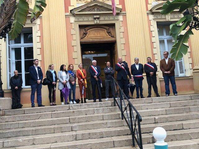 "Honte à vous, Monsieur le Président": le maire de Menton interpelle Macron lors d'une commémoration du 7 octobre