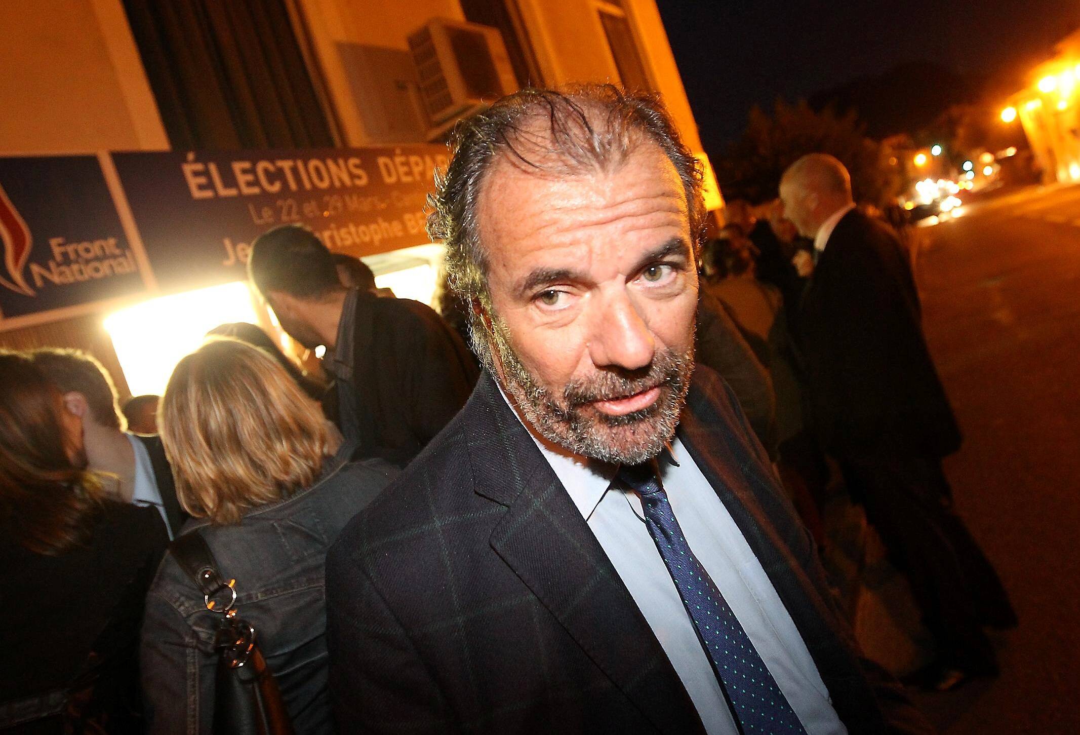 Un mandat d'arrêt émis contre l'ex-maire de Roquebrune-sur-Argens Luc Jousse, condamné à un an ferme pour "pantouflage"