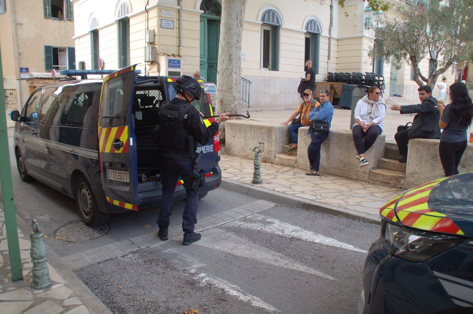 Au Beausset, il refuse de partir avec le Samu et menace de faire usage d'une arme