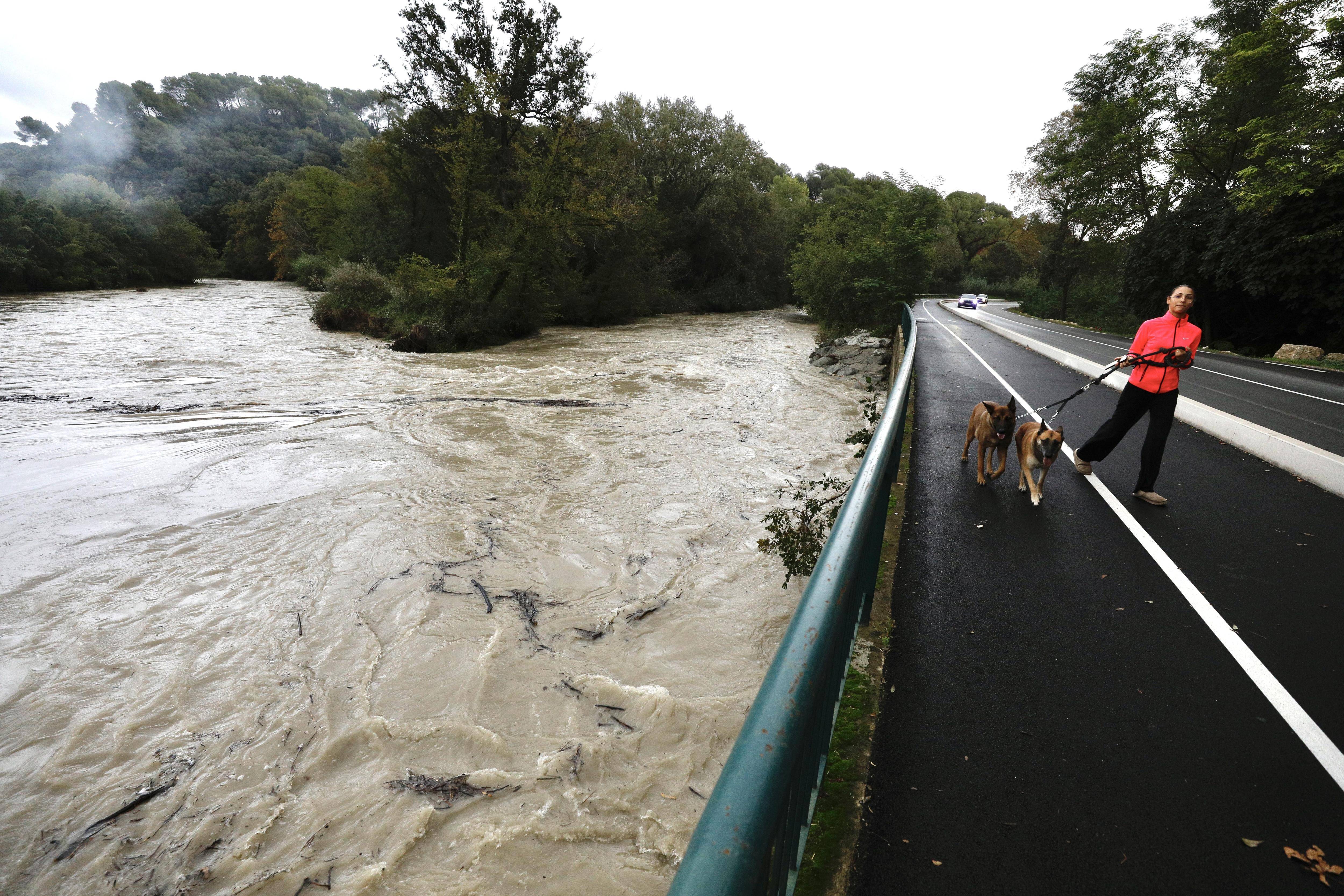 Vigilance rouge dans les Alpes-Maritimes: pourquoi le niveau des cours d'eau du département est-il aussi haut?