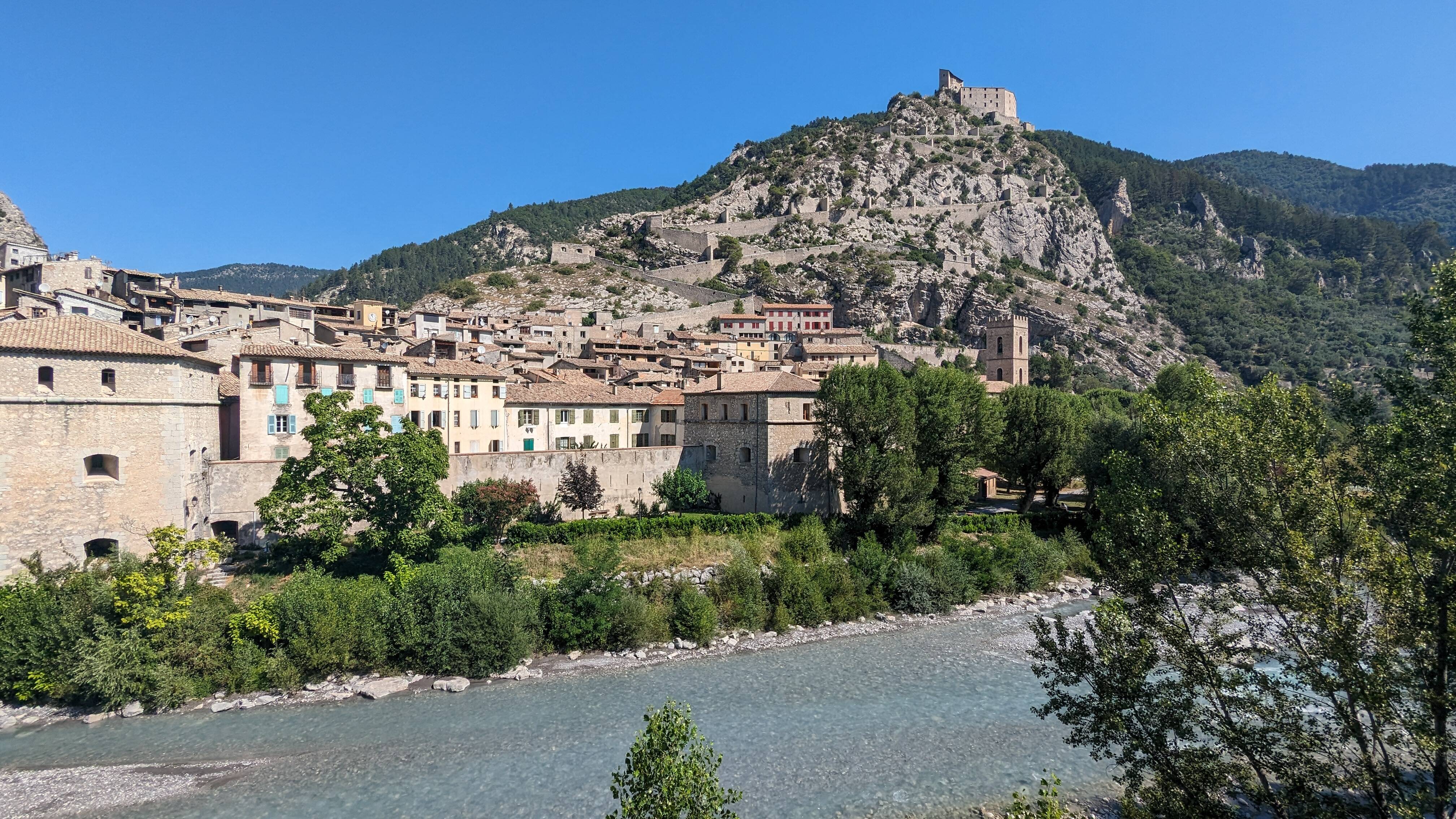 L'eau est toujours impropre à la consommation dans cette commune des Alpes-de-Haute-Provence
