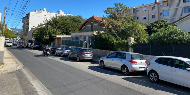 Pourquoi la Ville de La Seyne a refusé un projet immobilier de 43 logements dans cette rue près du centre-ville?
