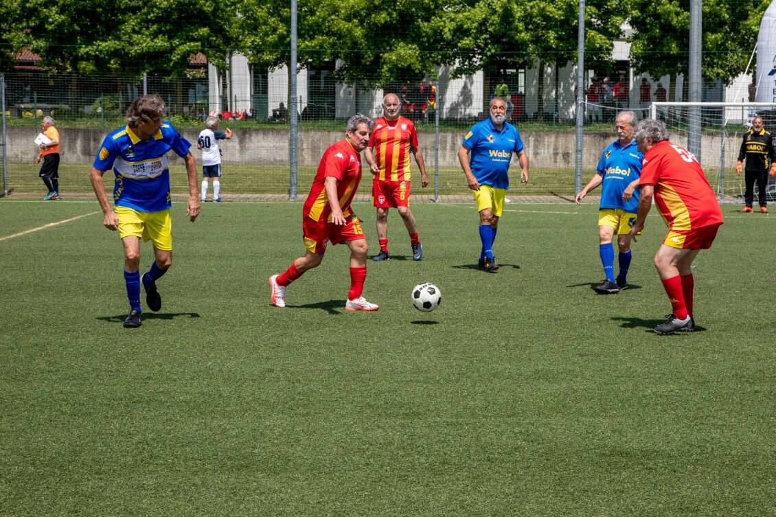 "Tu peux jouer jusqu'à 80 balais": à Six-Fours, le "foot en marchant" veut passer la vitesse supérieure