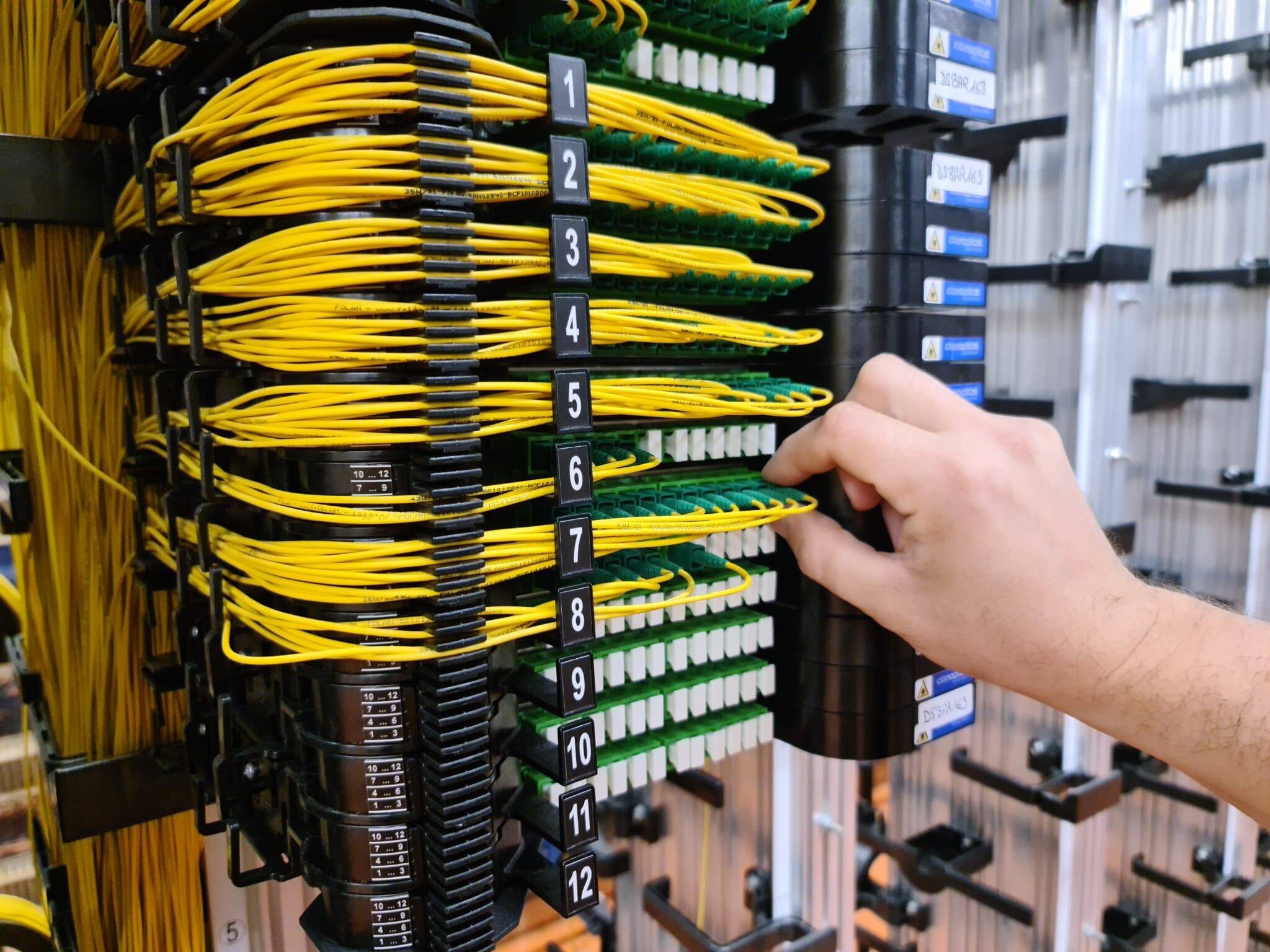 Le réseau cuivre va fermer très bientôt dans les Alpes-Maritimes: à quoi ressemblera notre réseau téléphonique en 2030?