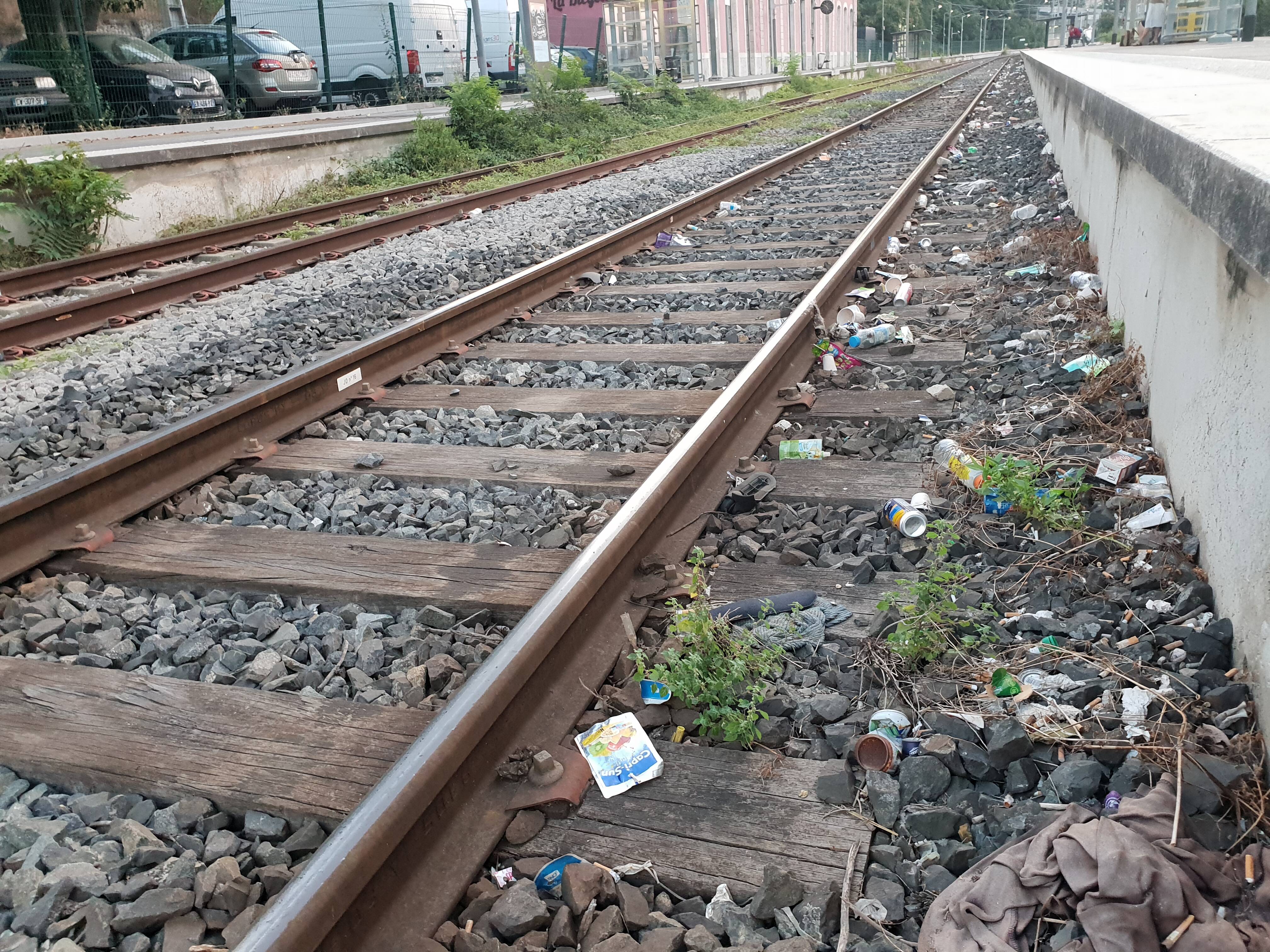 La propreté a-t-elle un train de retard à la gare SNCF de Grasse?