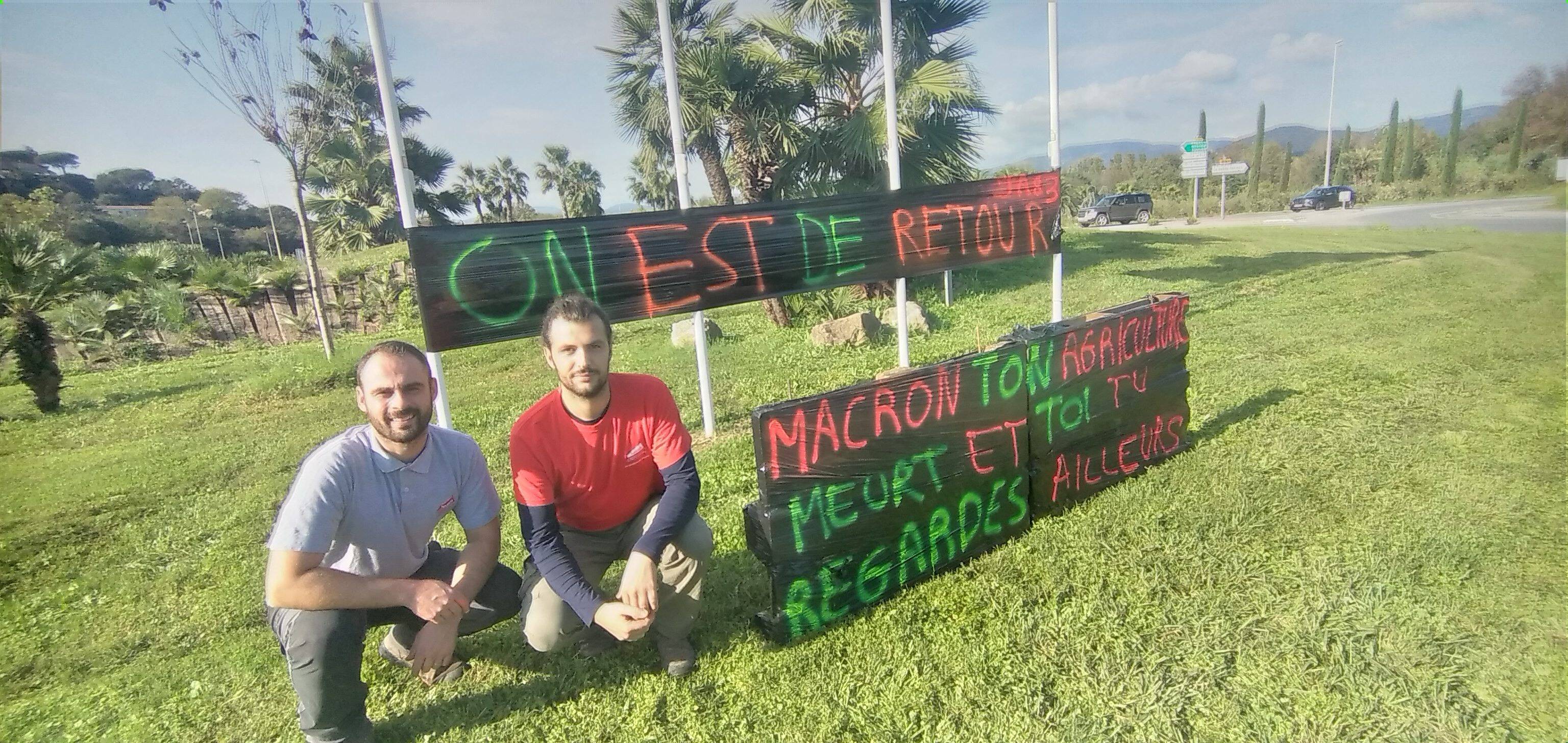 Des panneaux d'entrée de commune positionnés à l'envers dans le golfe de Saint-Tropez, les viticulteurs préparent la prochaine grande mobilisation