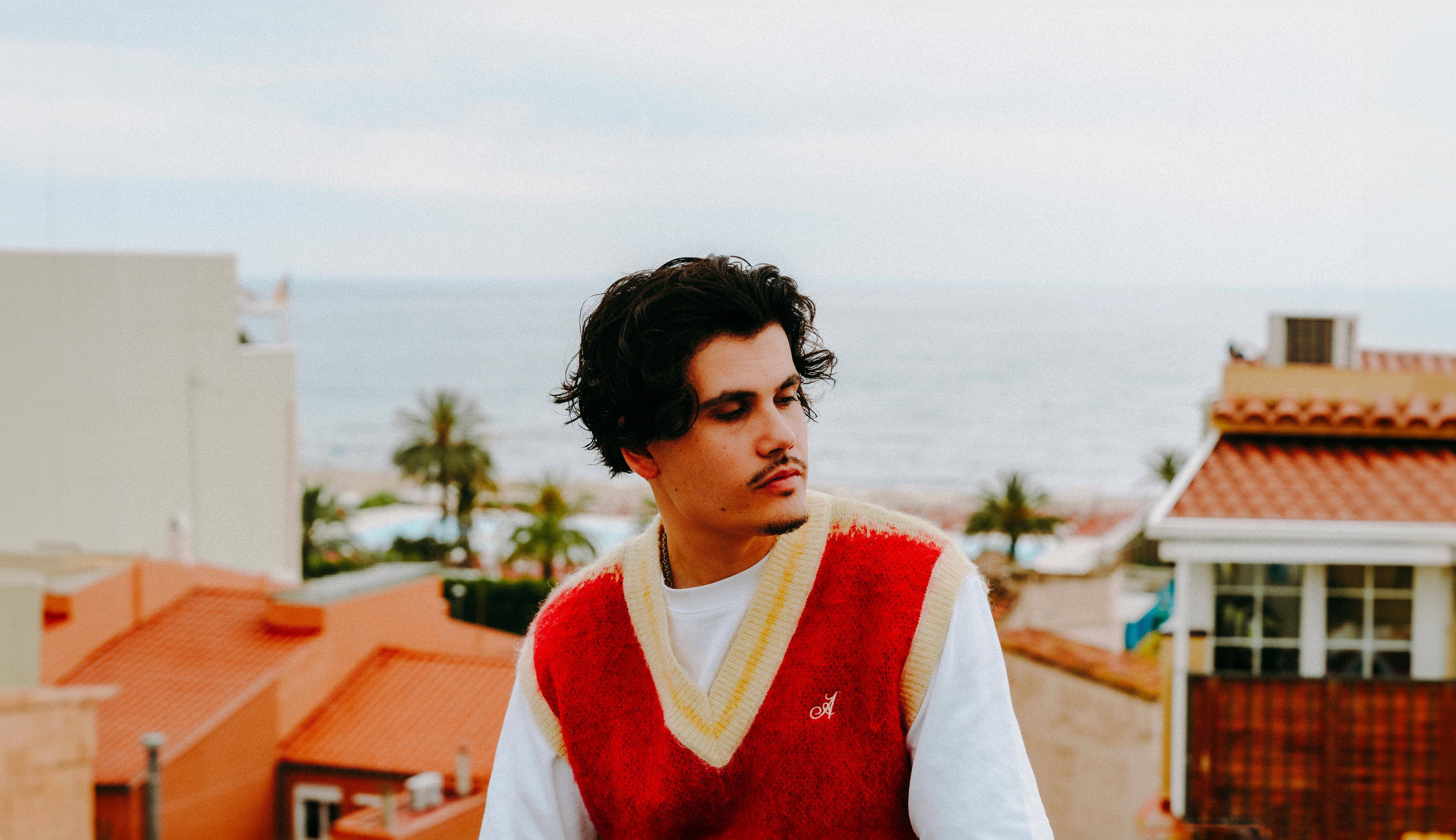 Il sera bientôt sur scène à Nice: qui est Carbonne, cet artiste qui a cartonné tout l'été avec son tube "Imagine"?