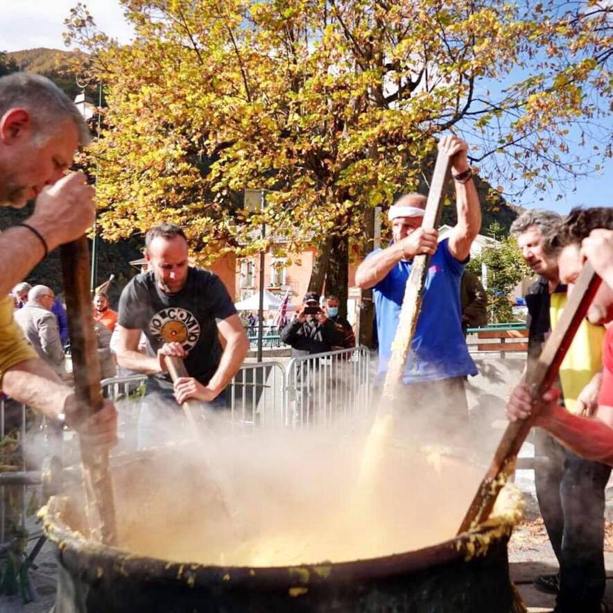Gourmands, ne manquez pas la fête des châtaignes d'Isola ce week-end