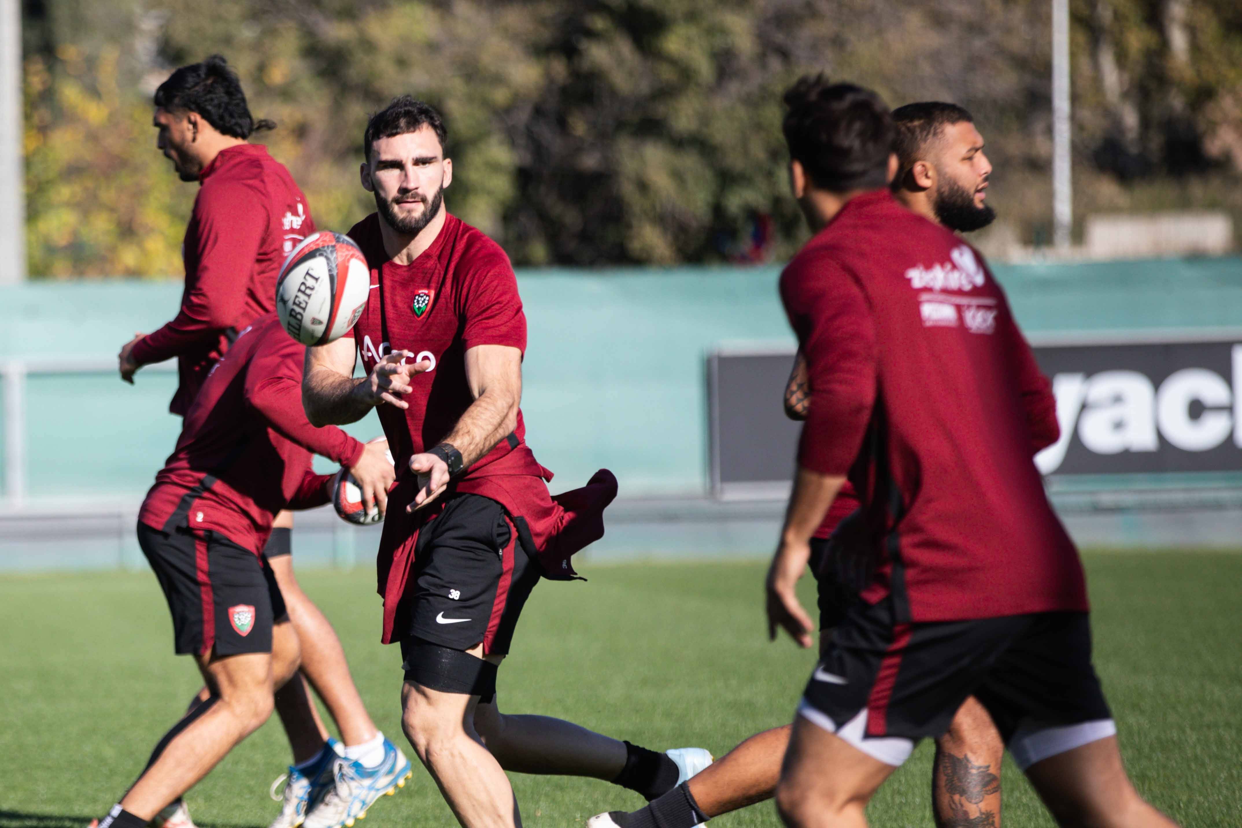 Charles Ollivon capitaine face du RCT face à Lyon samedi