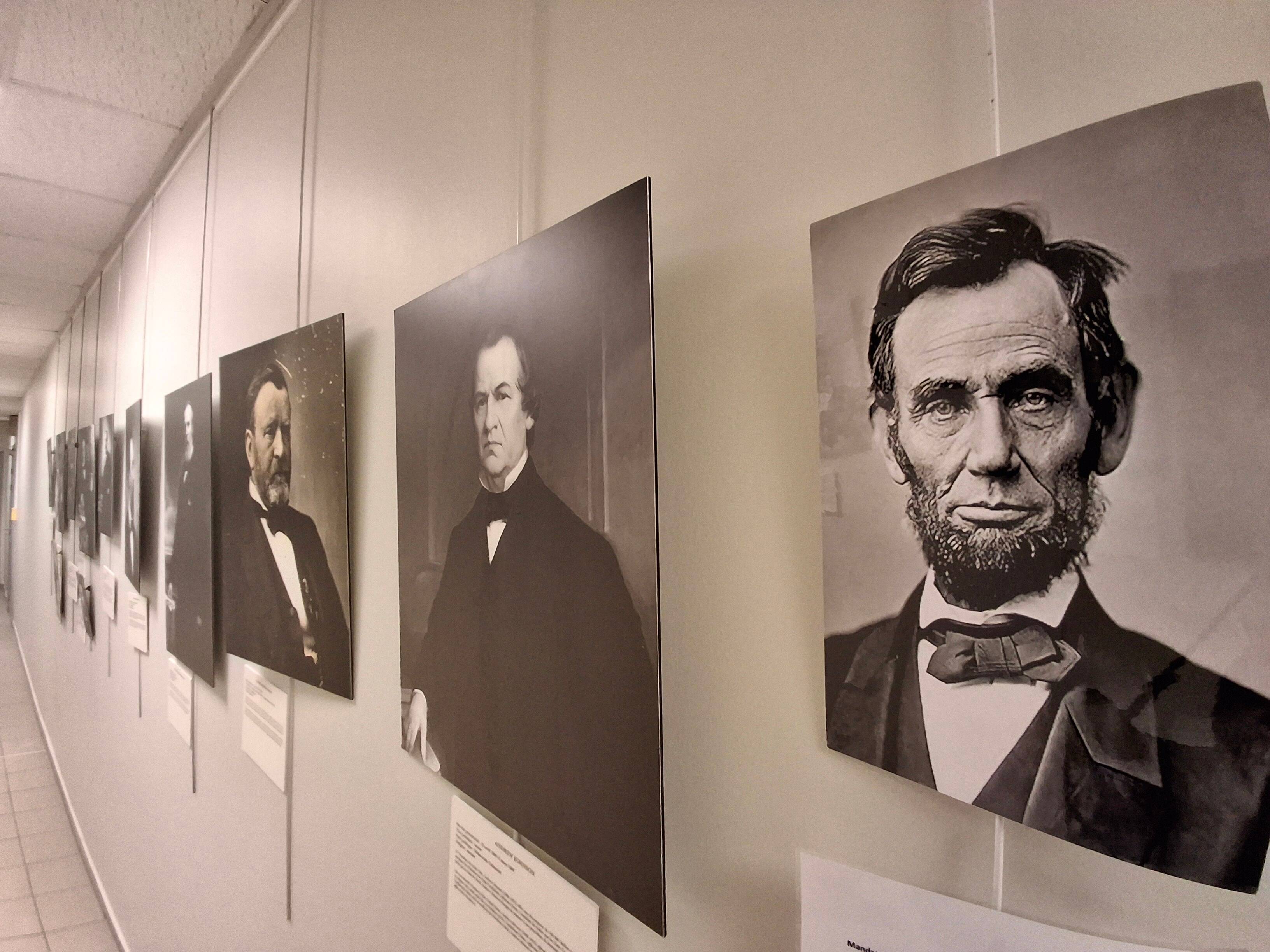 Profitez des élections américaines pour vous mettre à la page des 46 présidents des Etats-Unis aux archives de Mandelieu