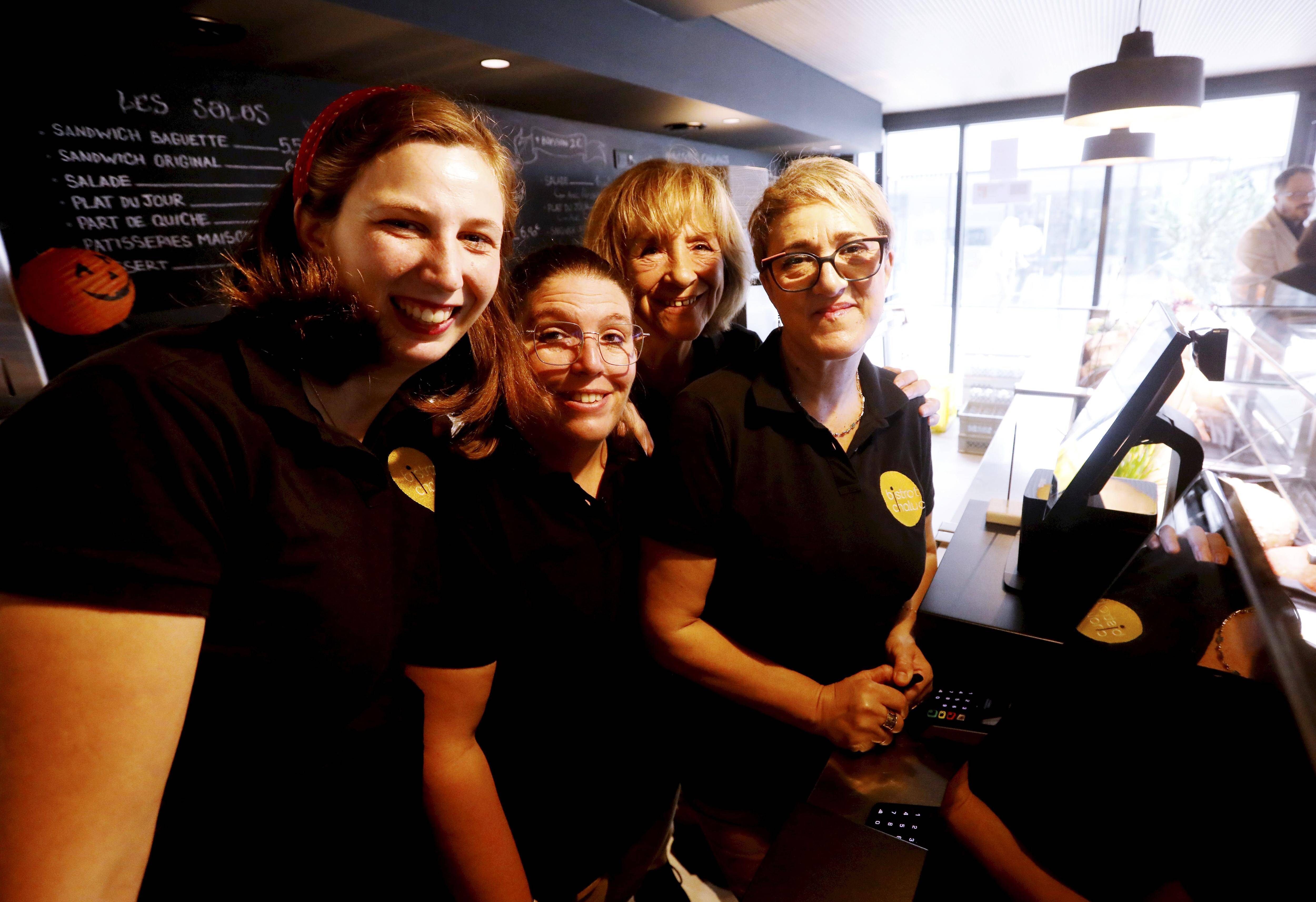 À la fois café et restaurant inclusifs, ce nouveau lieu accueille tous les publics dans le quartier de la créativité de Chalucet à Toulon