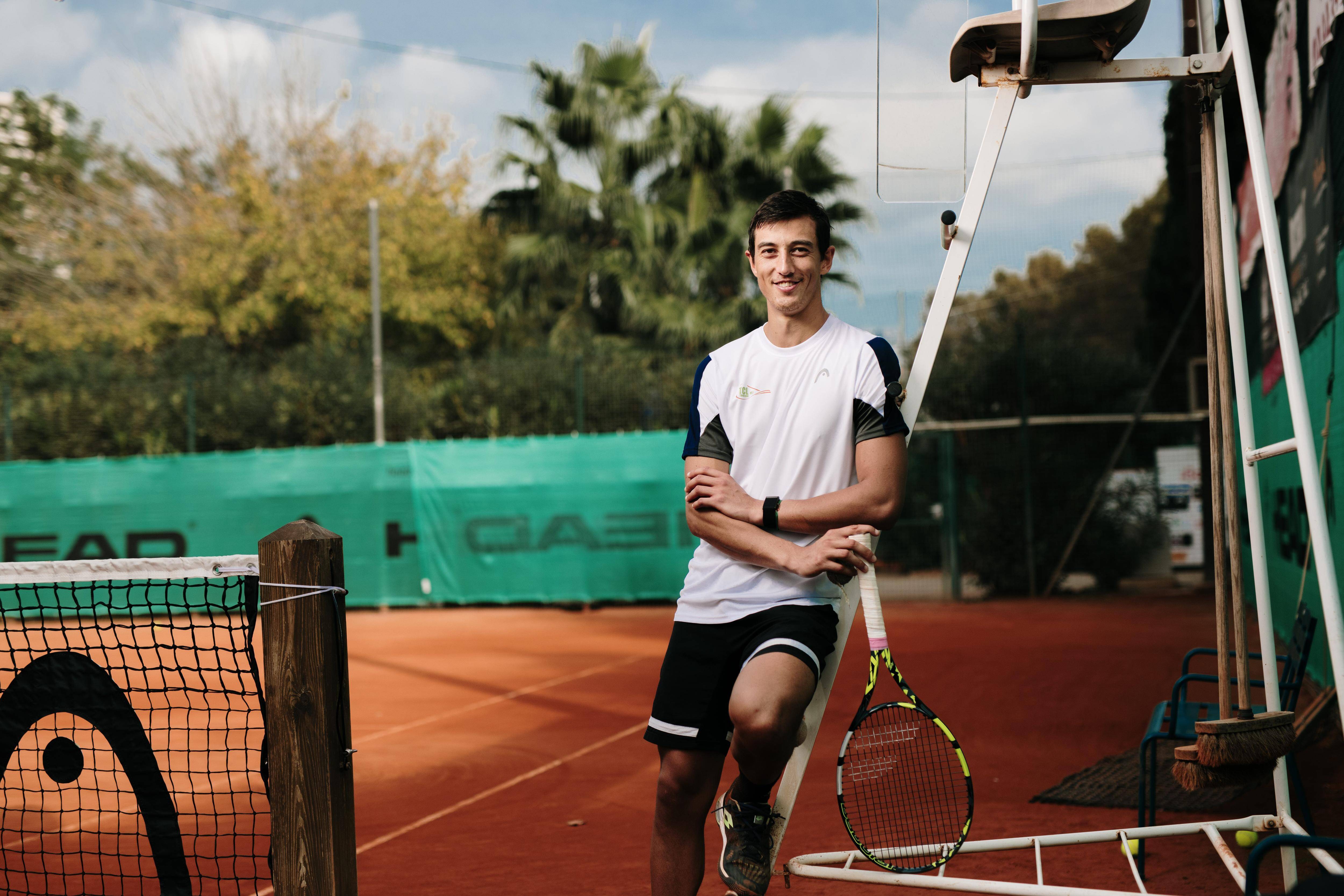 "J'essaie de ne pas trop me comparer avec ce que j'étais", assure le Toulonnais Antoine Hoang, de retour avec le Tennis club du Littoral