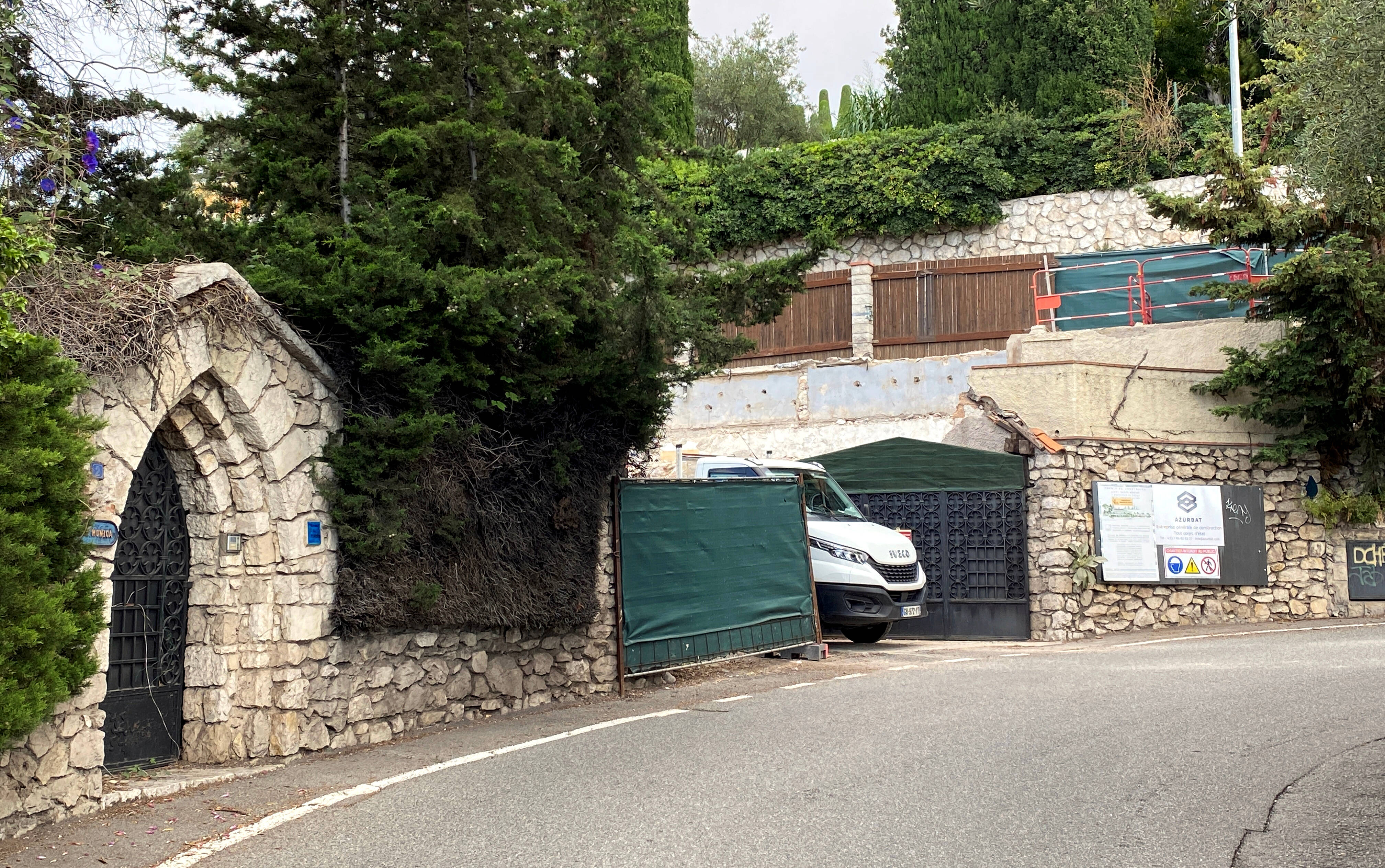 Journalistes incarcérés, millions détournés et villas sur la Côte d'Azur: enquête sur "little Azérie" à Villefranche-sur-Mer