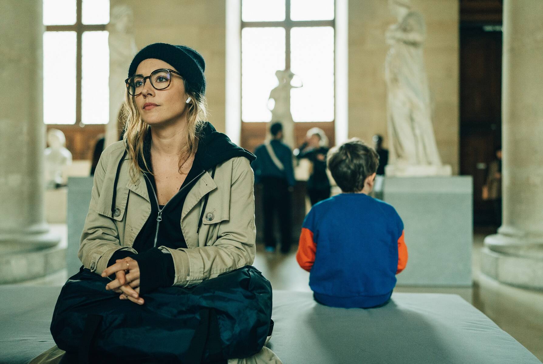 "Même le générique mythique évolue en fonction des épisodes": héroïne de "Cat's Eyes" qui démarre ce lundi sur TF1, Constance Labbé nous parle de cette adaptation événement