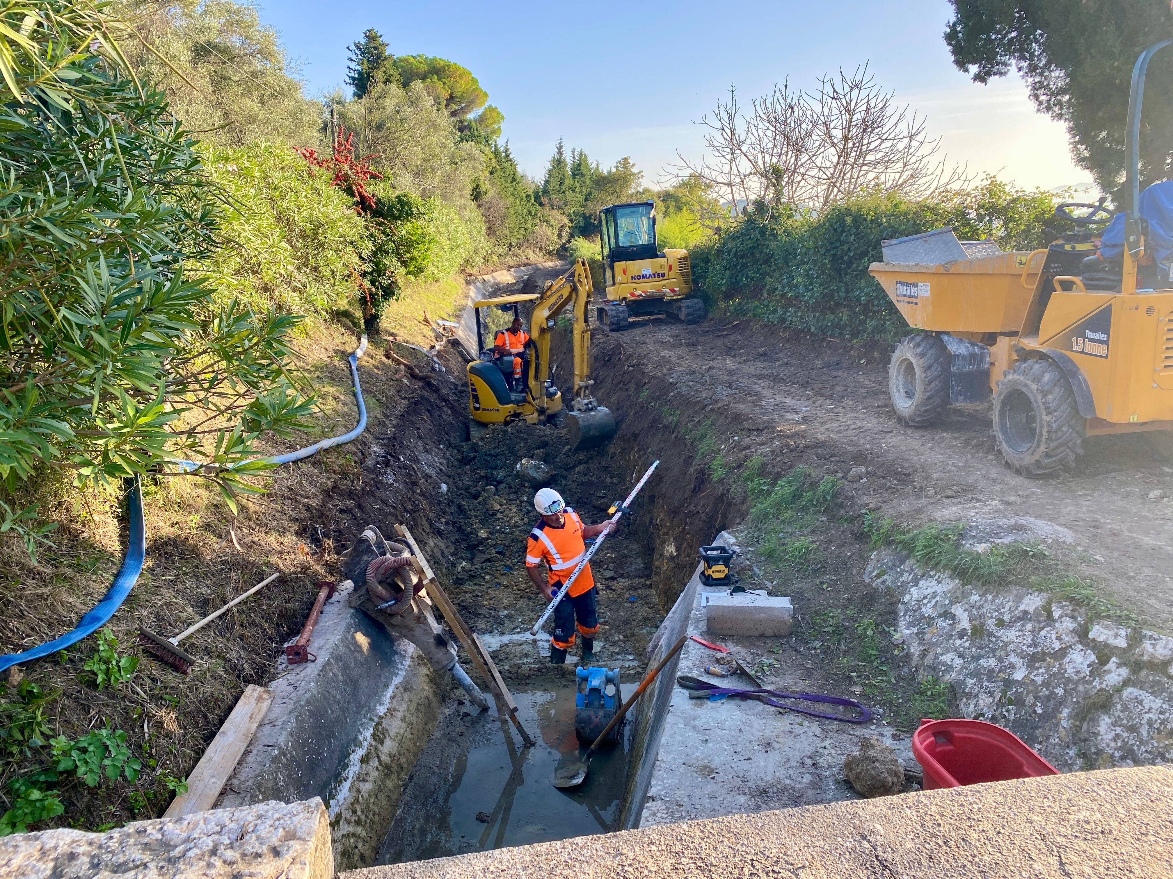 Travaux sur le canal de la Siagne à Mouans: des riverains crient au "massacre"