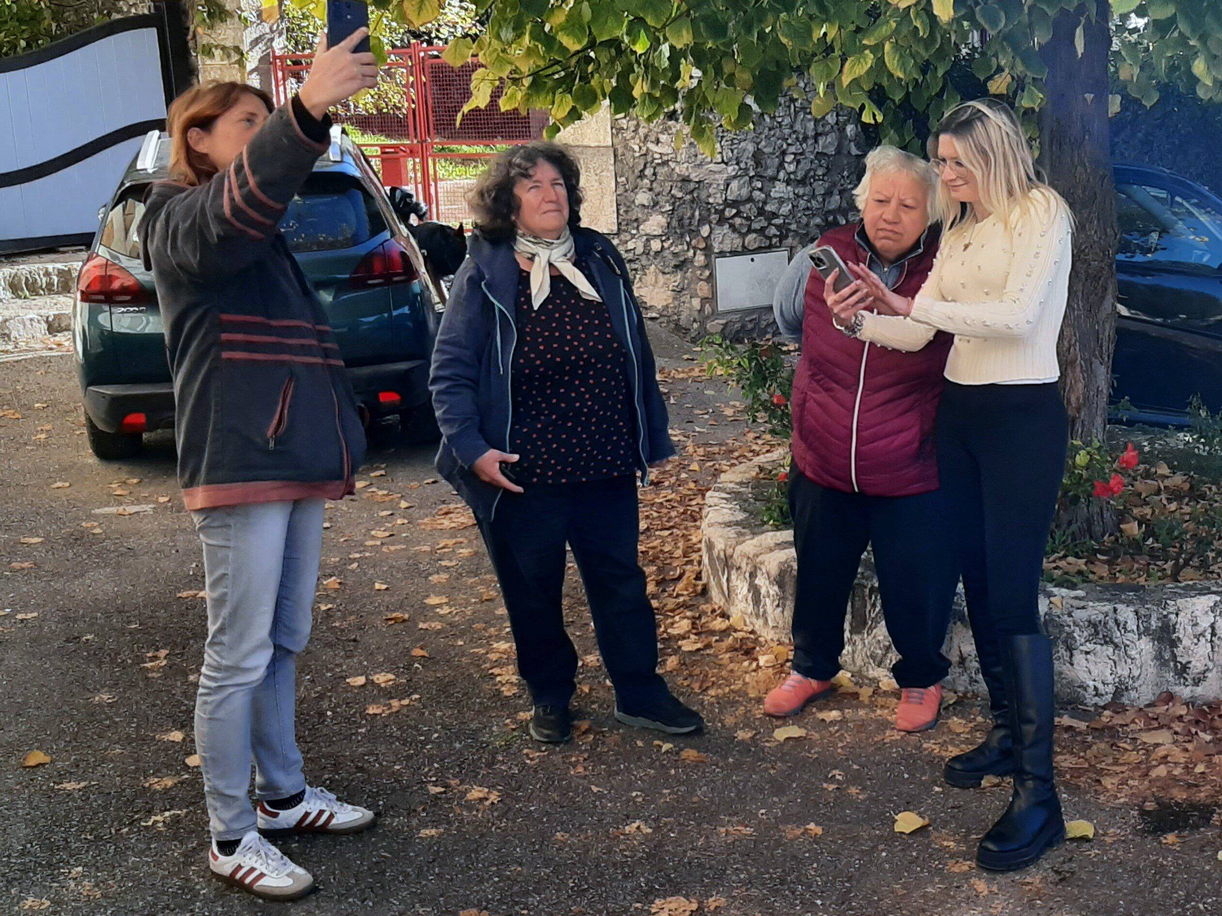 "On vit comme il y a 20 ans, sans téléphone portable": ce village des Alpes-Maritimes est privé de réseau mobile depuis un mois