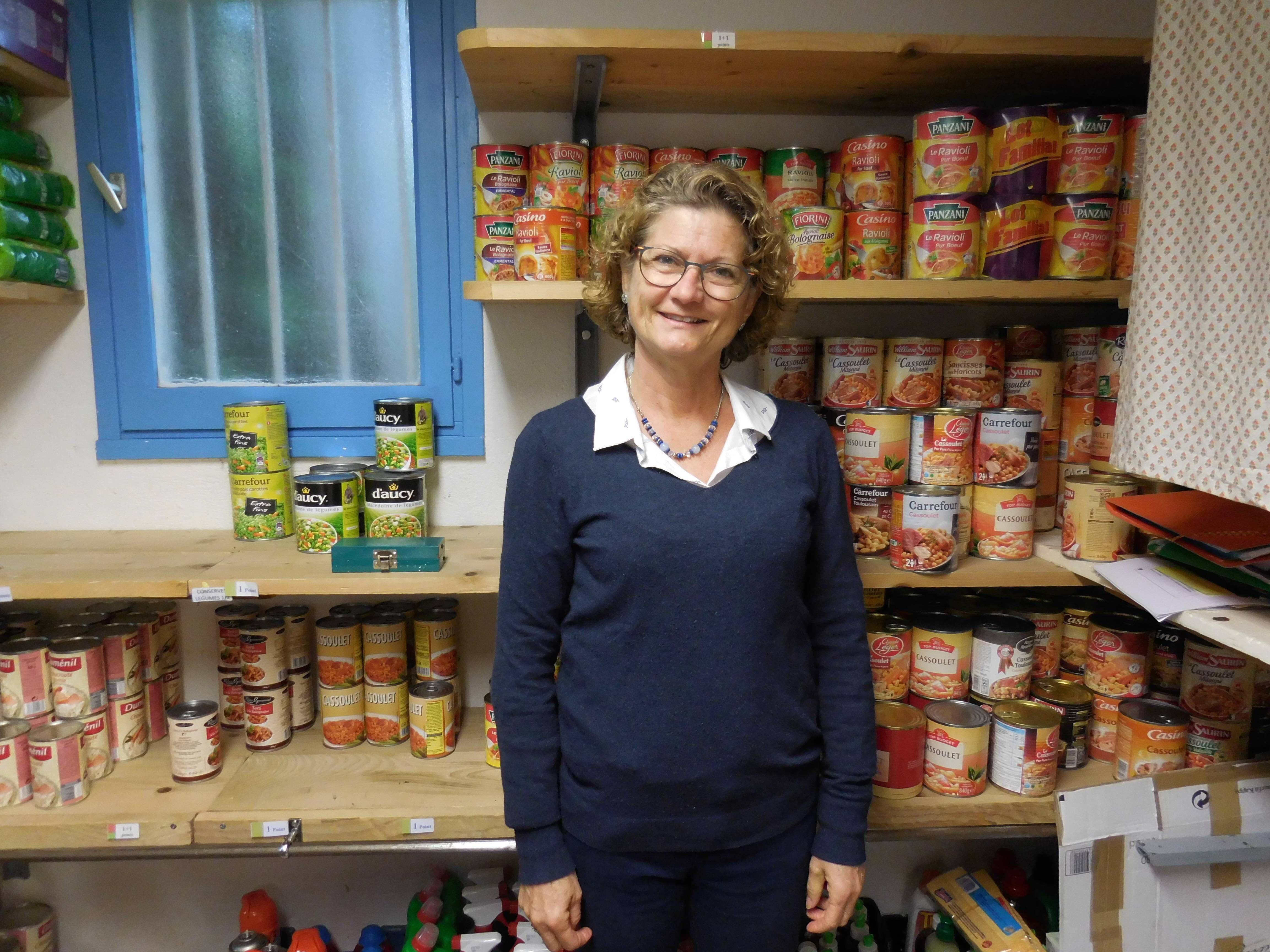 Pour la 40e campagne des Restos du coeur, cette bénévole varoise raconte les évolutions qu'elle a constatées