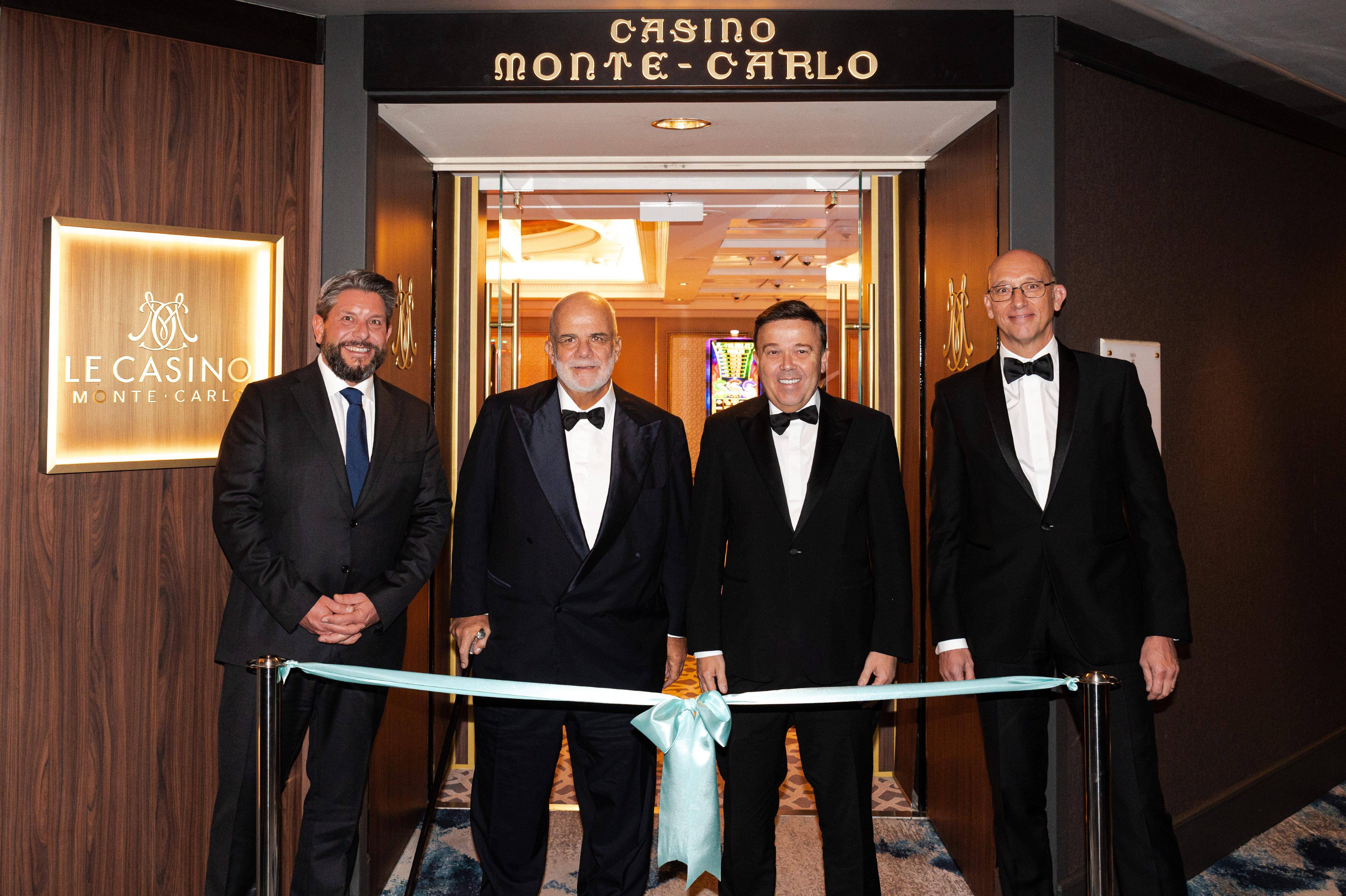 Le premier Casino de Monte-Carlo en mer a été inauguré à Venise