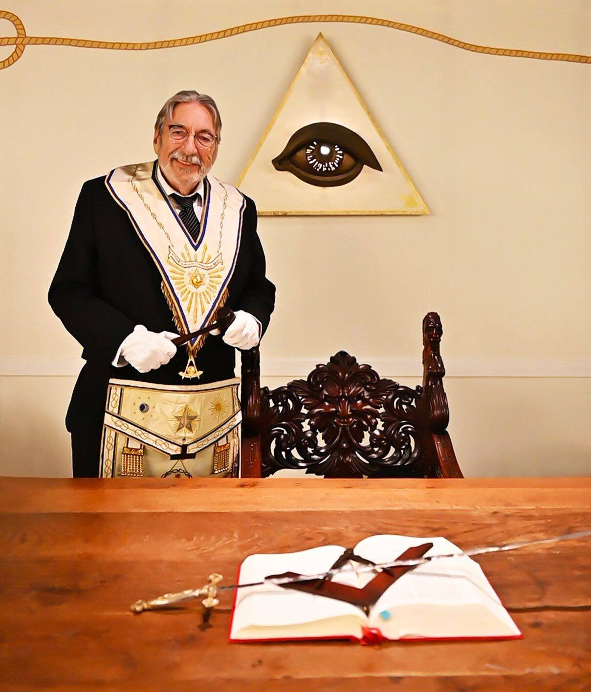 En amont d'une conférence prévue à Nice, un ancien grand maître franc-maçon se livre en toute transparence