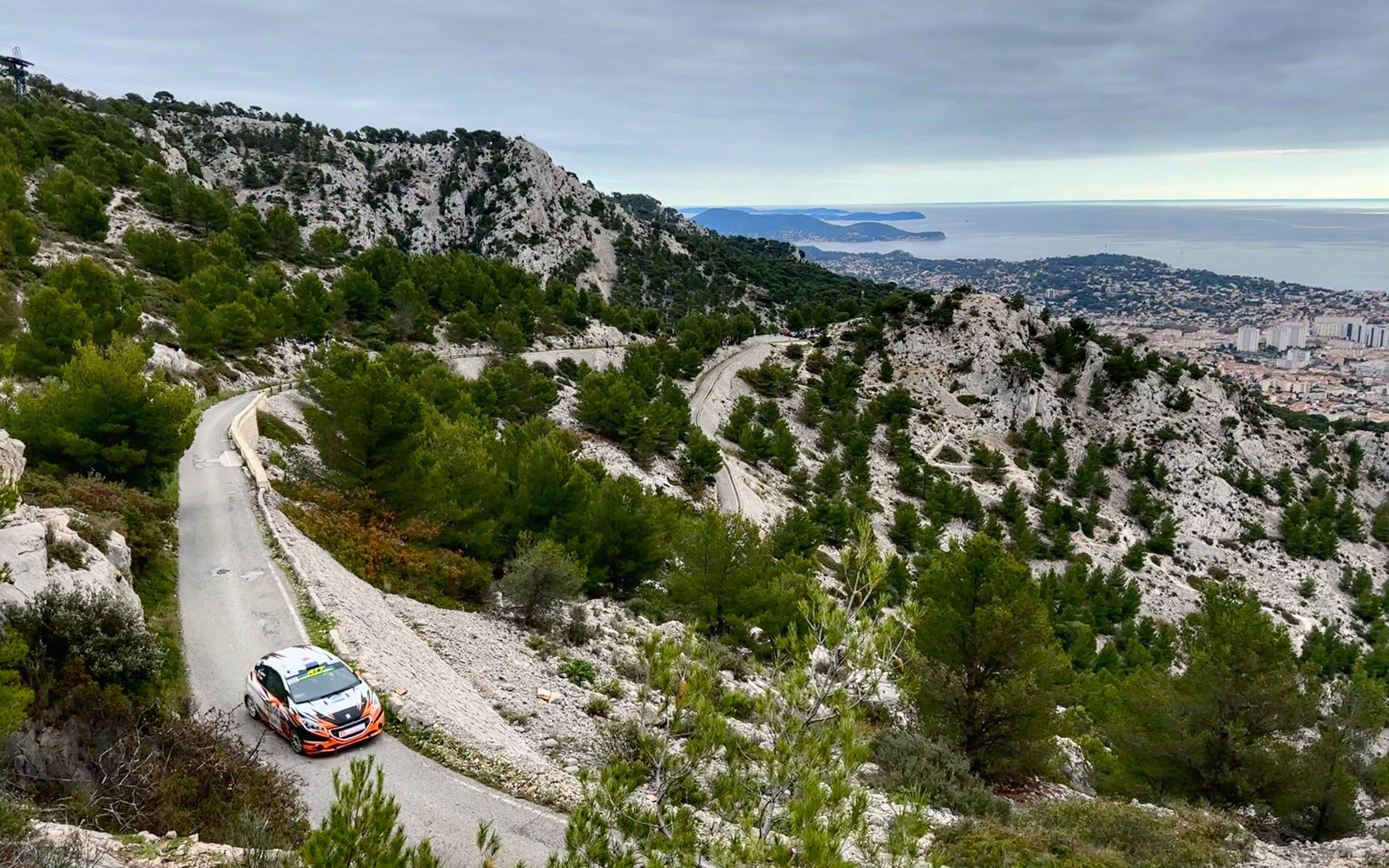 En images: le rallye du Var à fond dans le mont Faron