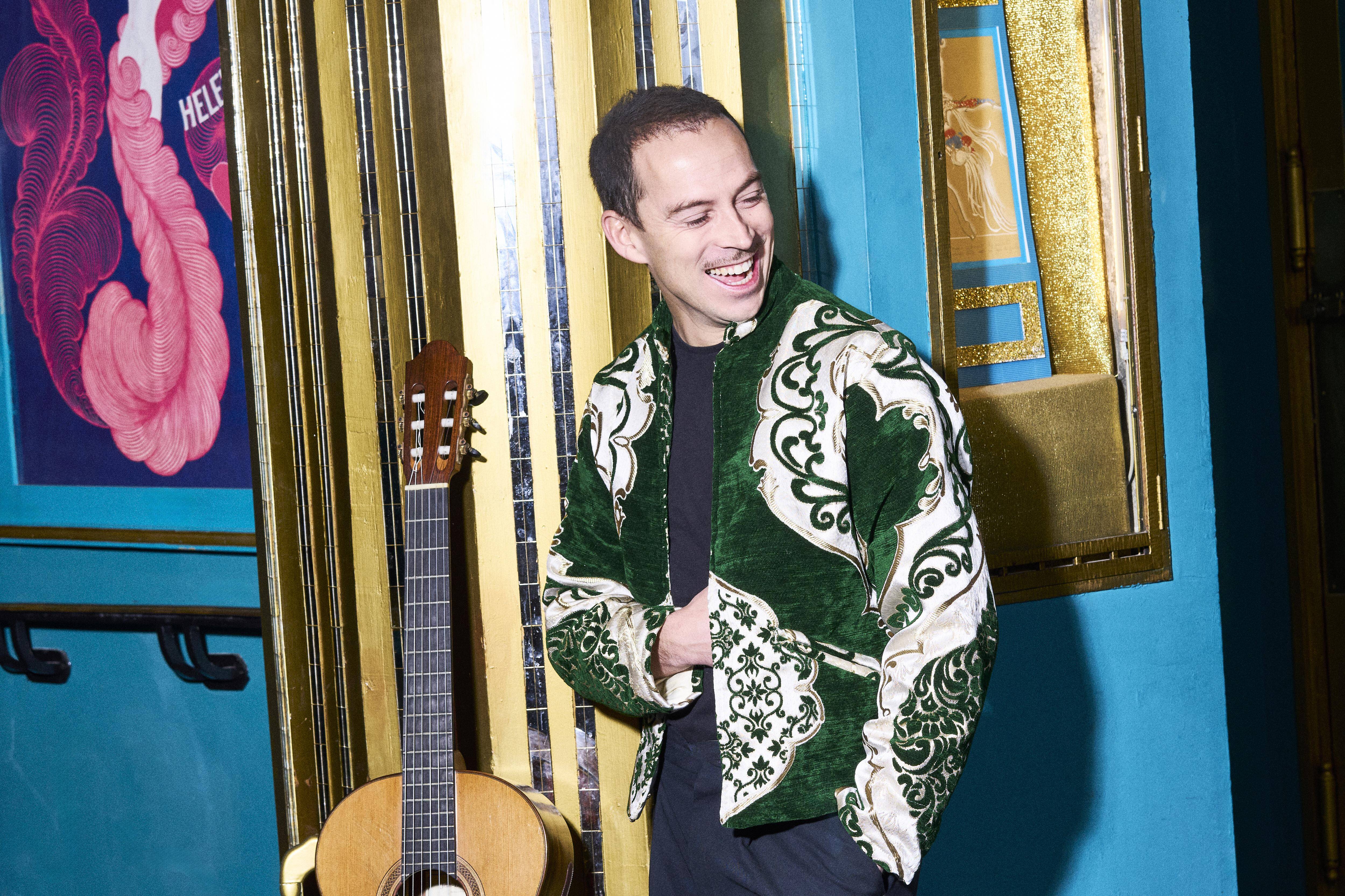 "Nous avions rêvé cette rencontre idéale de deux mondes musicaux autour de la guitare": Thibault Cauvin et M en concert à Monaco