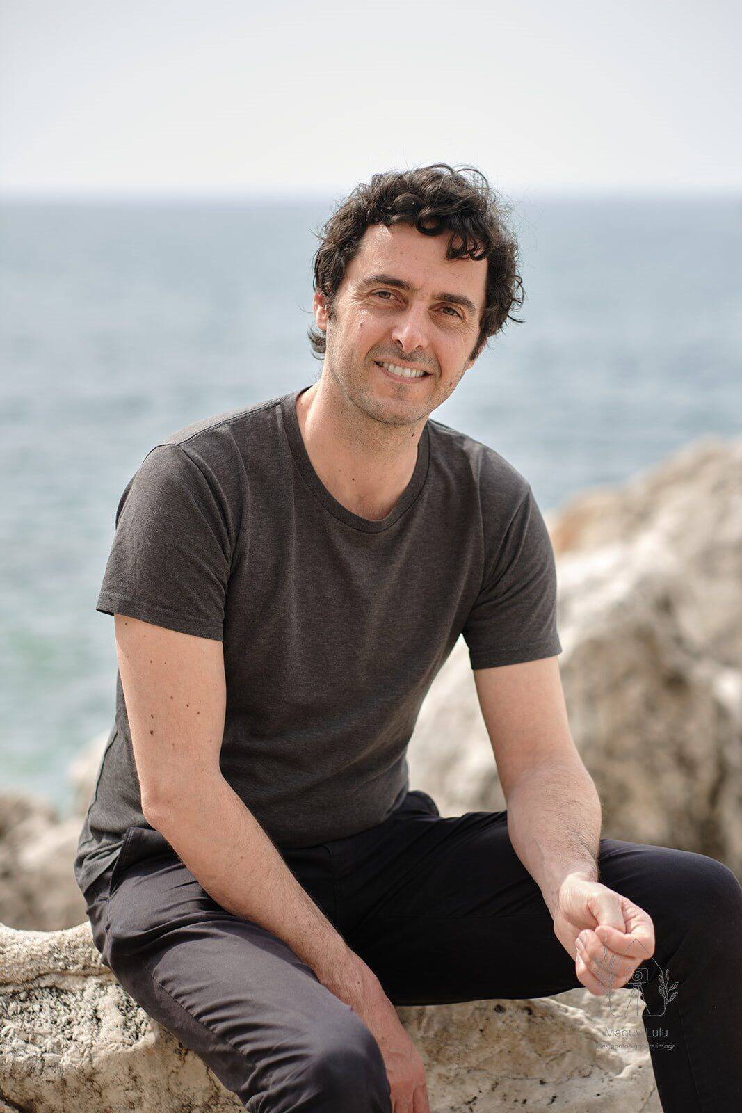 L'auteur niçois Matthieu Chiara en dédicace à Biot pour présenter sa nouvelle BD "L'Homme gêné"