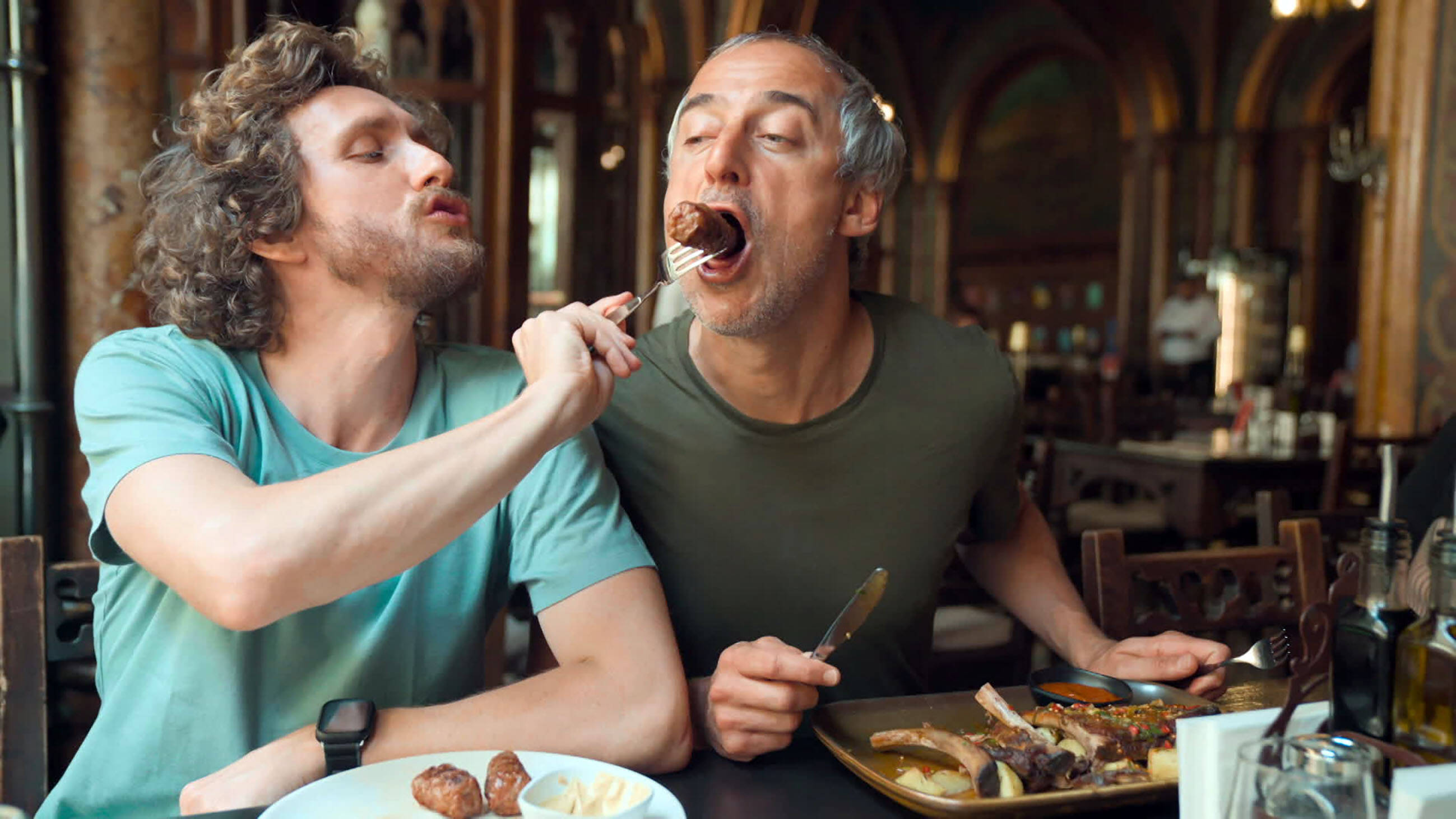 "Agence tourisme": les bons plans de Sébastien Thoen et Baptiste Lecaplain pour voyager en Europe