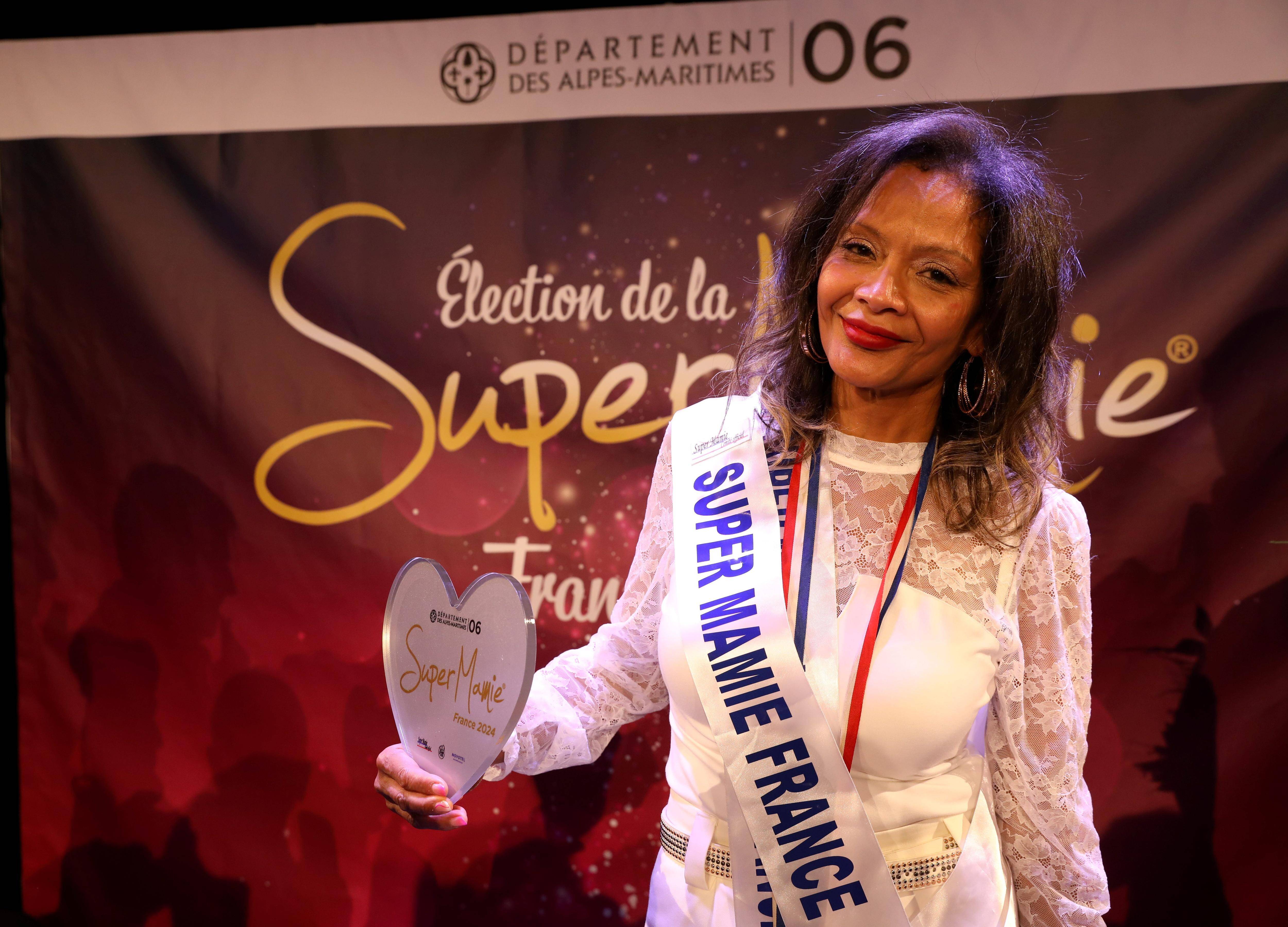 "Je vais dépoussiérer l'image des mamies": on a rencontré Muriel Palma, "Super Mamie France 2024" élue ce dimanche à Nice