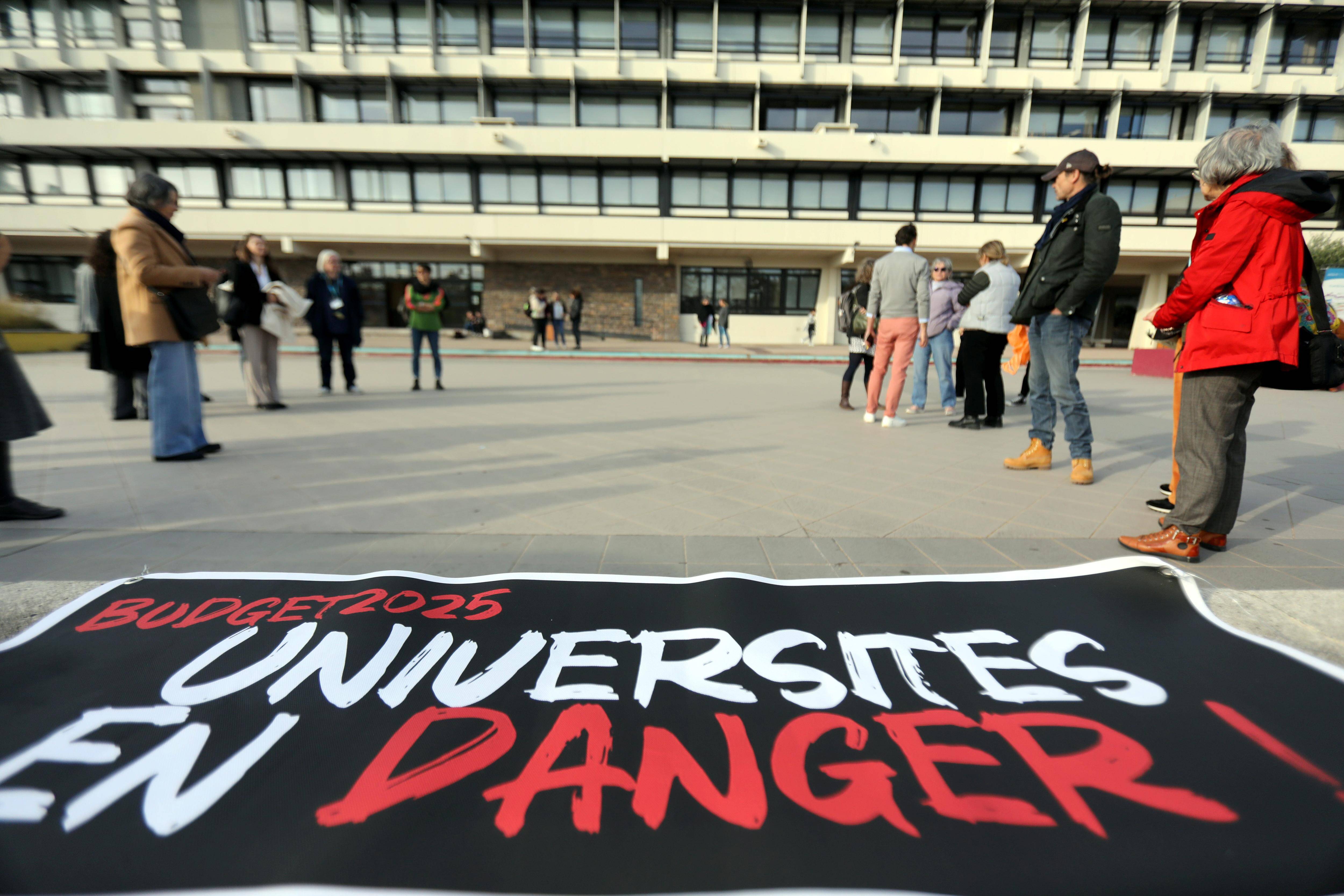 "Budget 2025, universités en danger": pourquoi tous les cours ont été annulés mardi sur les campus des Alpes-Maritimes et du Var