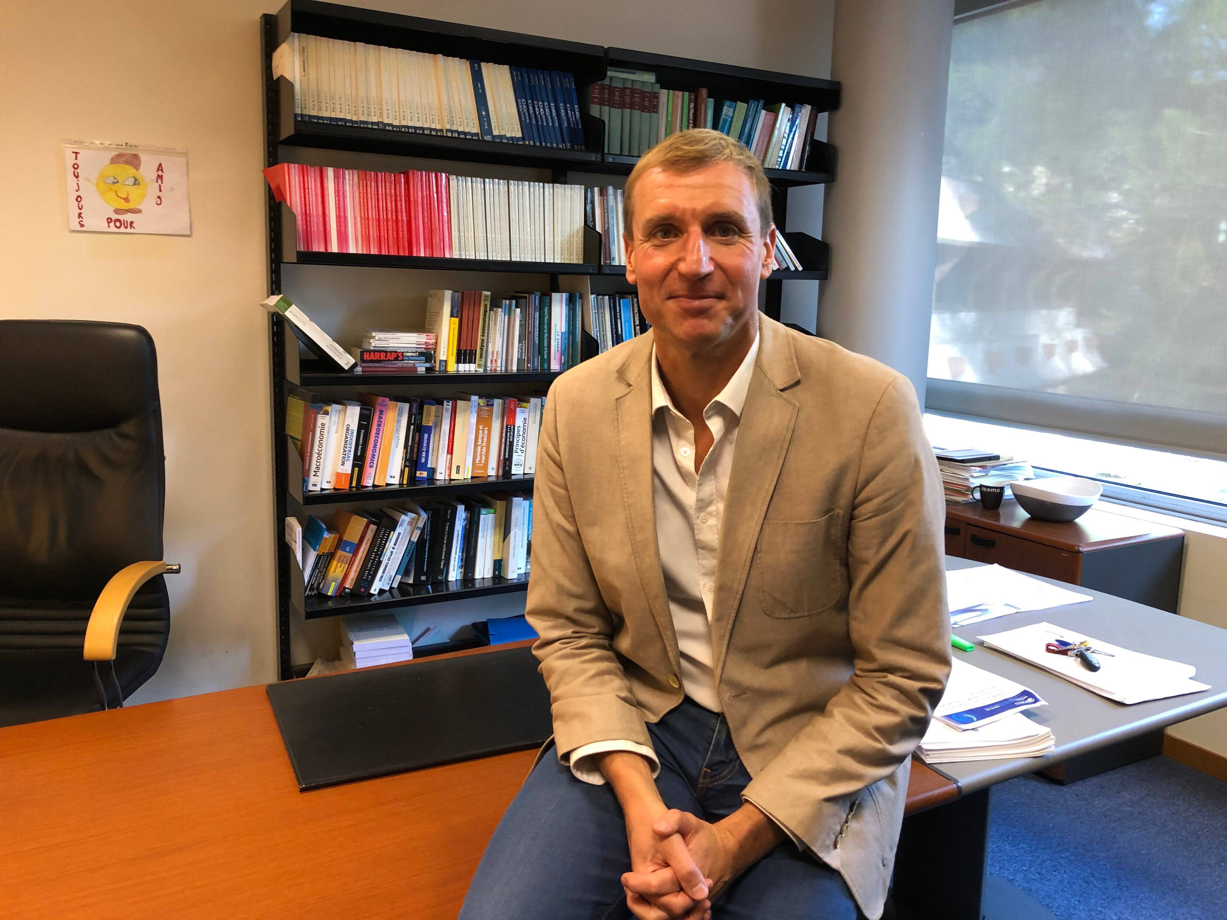 Fiction? Scénario catastrophe? Comment les entreprises et les ménages feront-ils face à la chute du gouvernement Barnier?