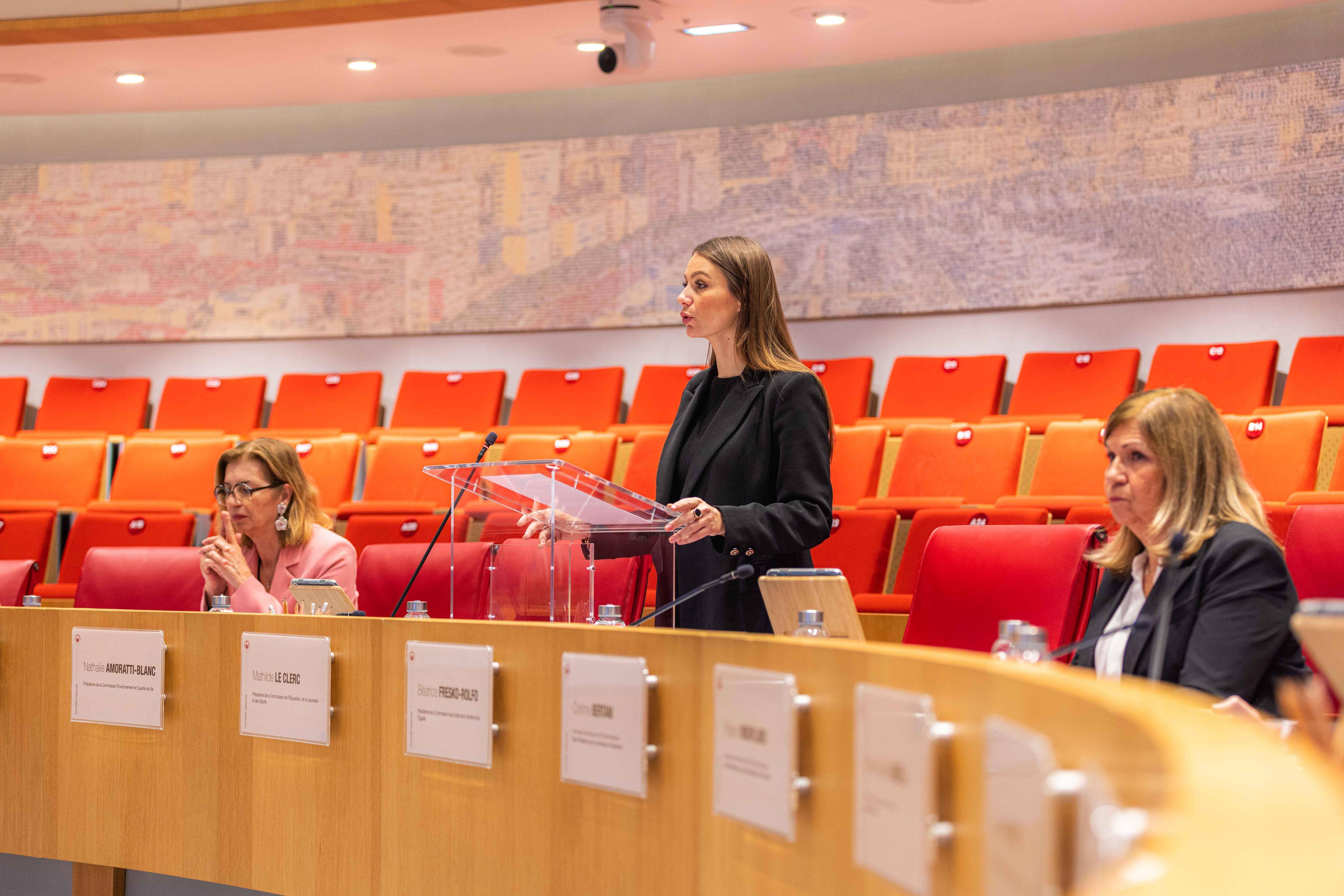 À Monaco, le Conseil national valide un projet de loi visant à donner un vrai statut aux stagiaires en entreprise