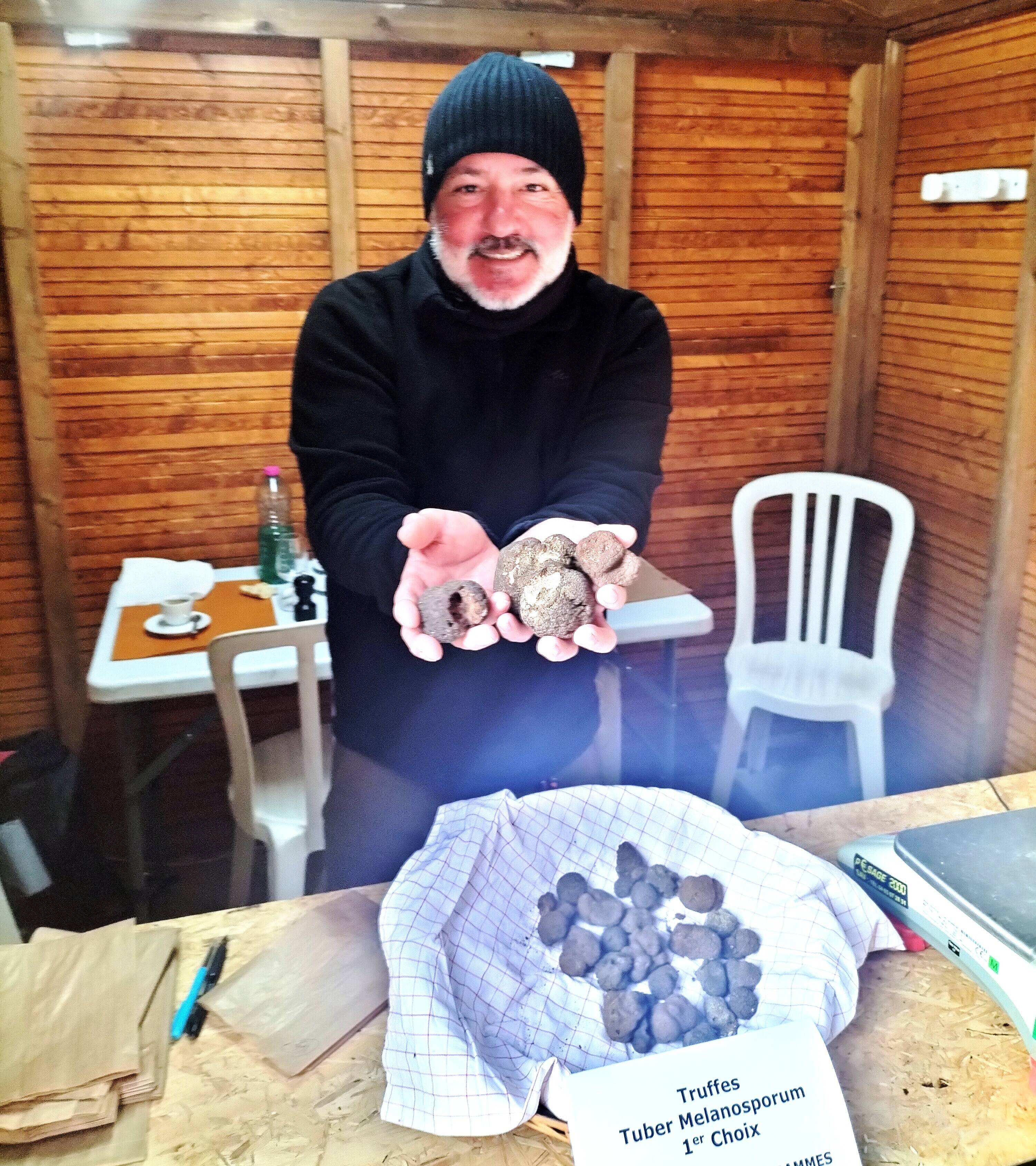 Dans ce village, la vente de truffes est certifiée par le syndicat des trufficulteurs des Alpes-Maritimes