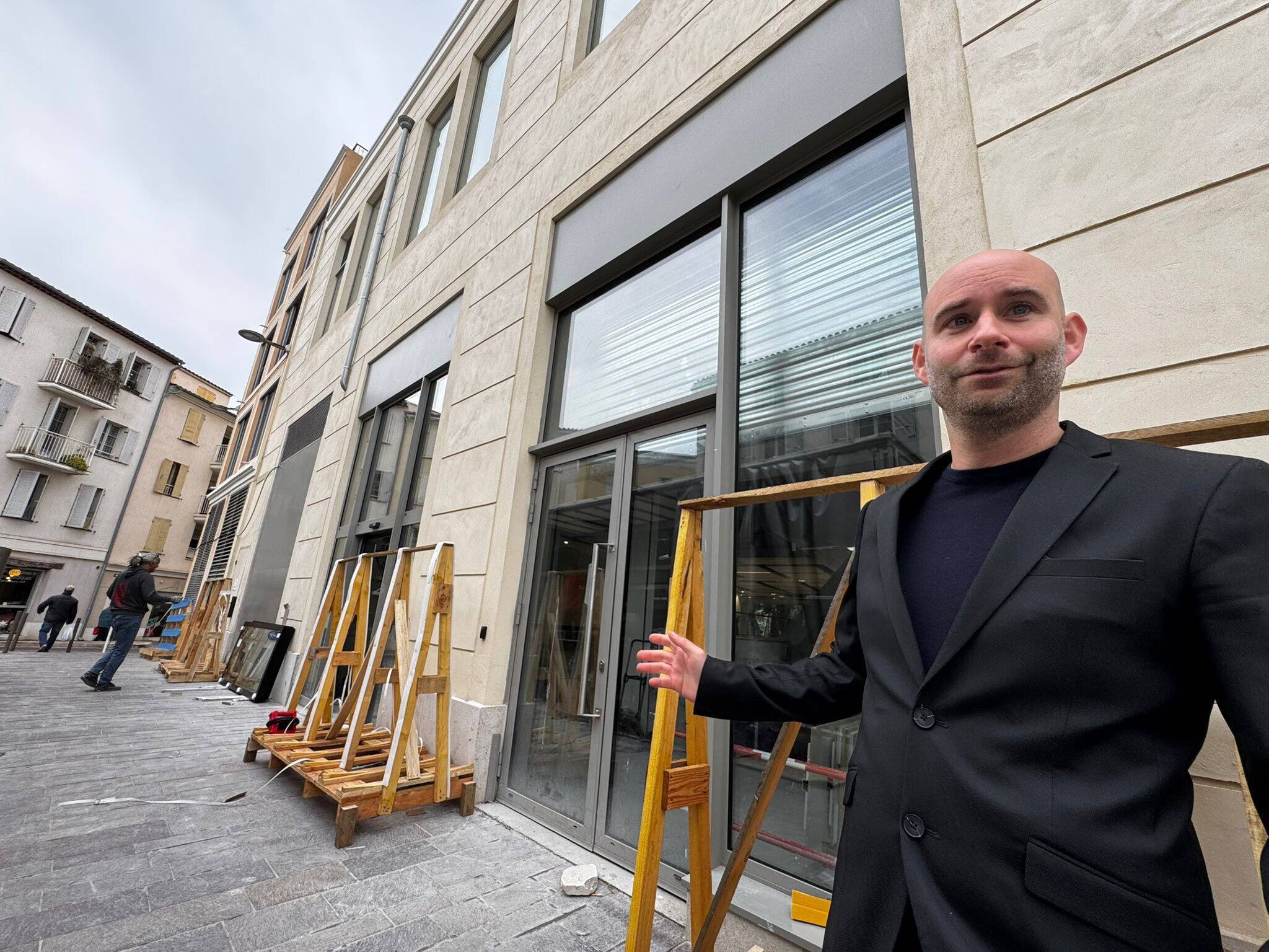 Bientôt déplacé, le bureau de poste d'Antibes cherche un nom pour ses nouveaux locaux