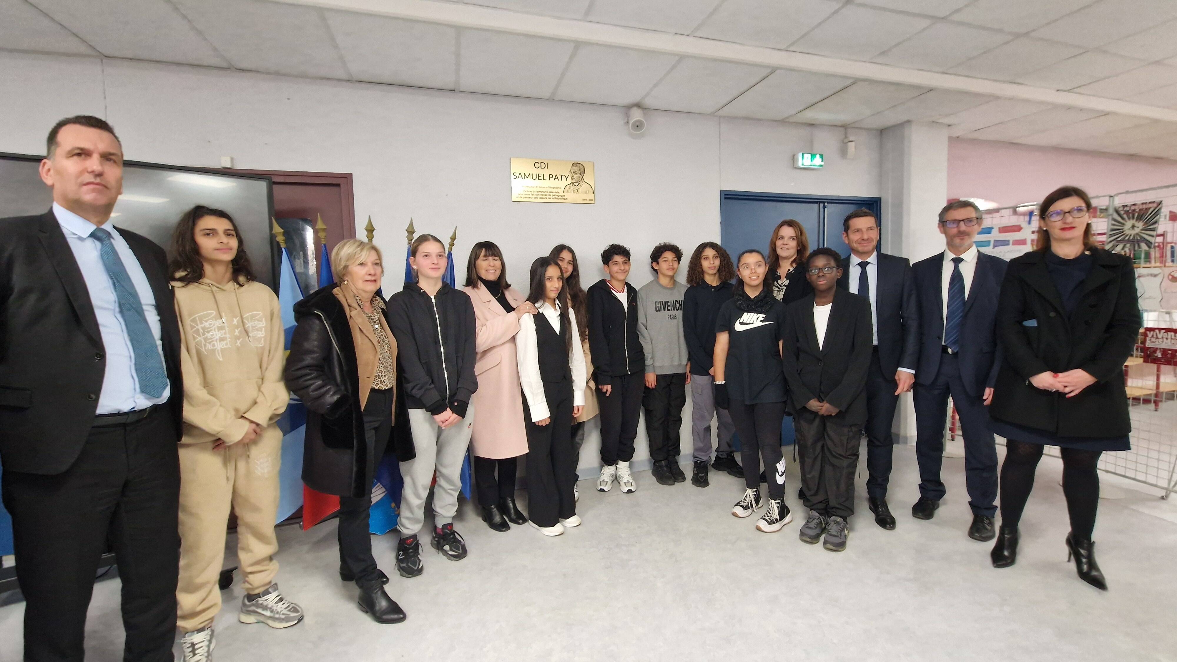 A Cannes, le CDI du collège des Vallergues se nomme désormais Samuel-Paty