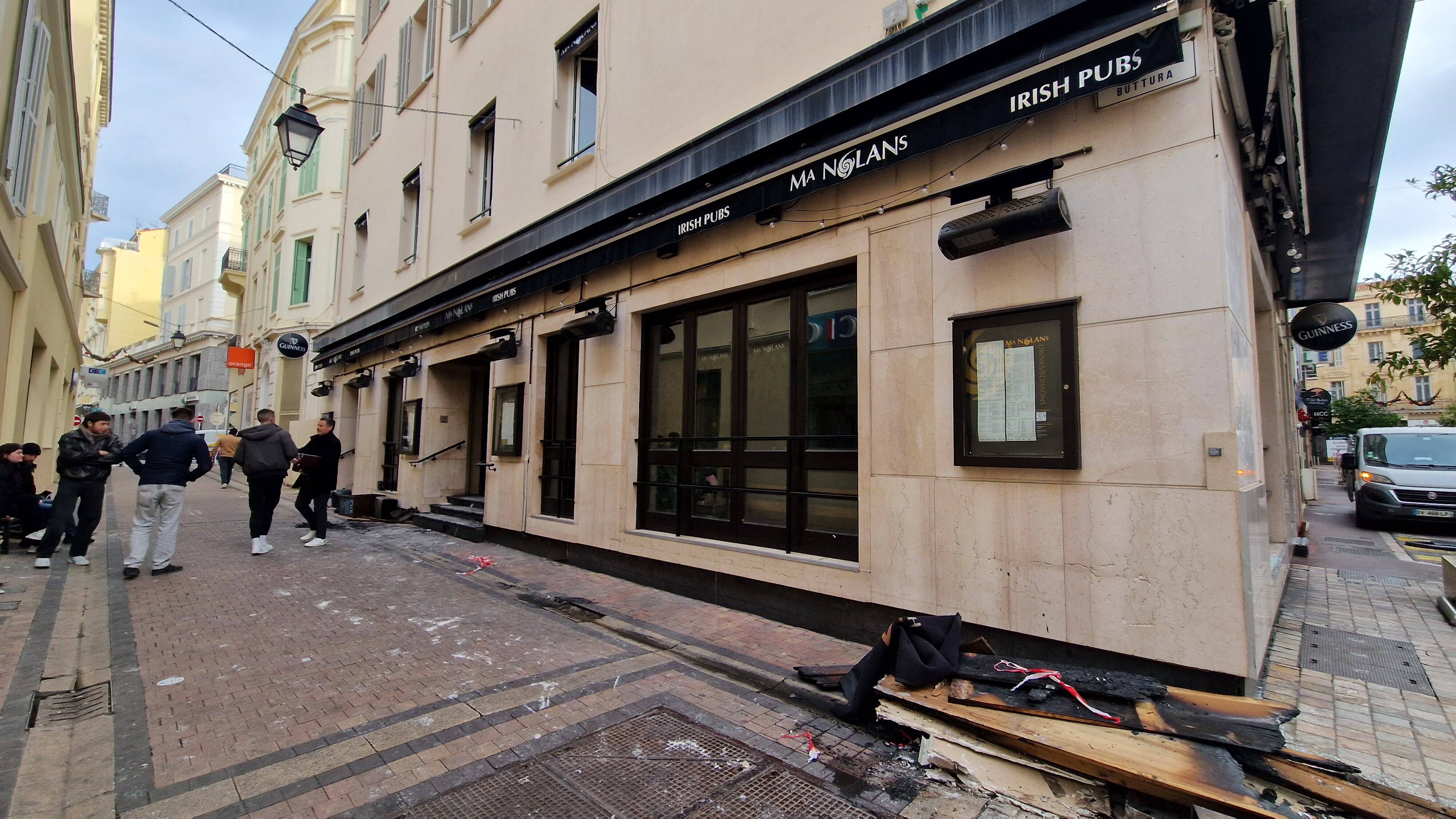 On en sait plus sur l'incendie du pub irlandais Ma Nolan's à Cannes